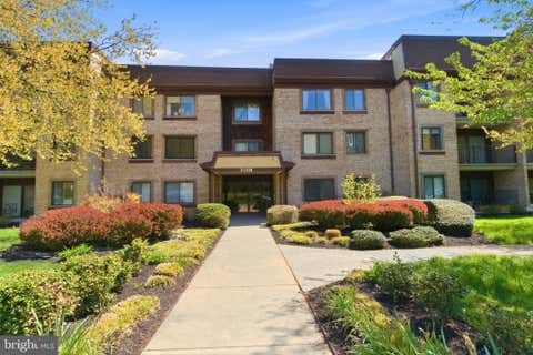 Photo of 3031 Borge Street #307, OAKTON, VA 22124 (MLS # VAFX2322792)