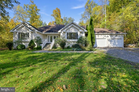 Photo of 3072 Long Road, GREEN LANE, PA 18054 (MLS # PAMC2197992)