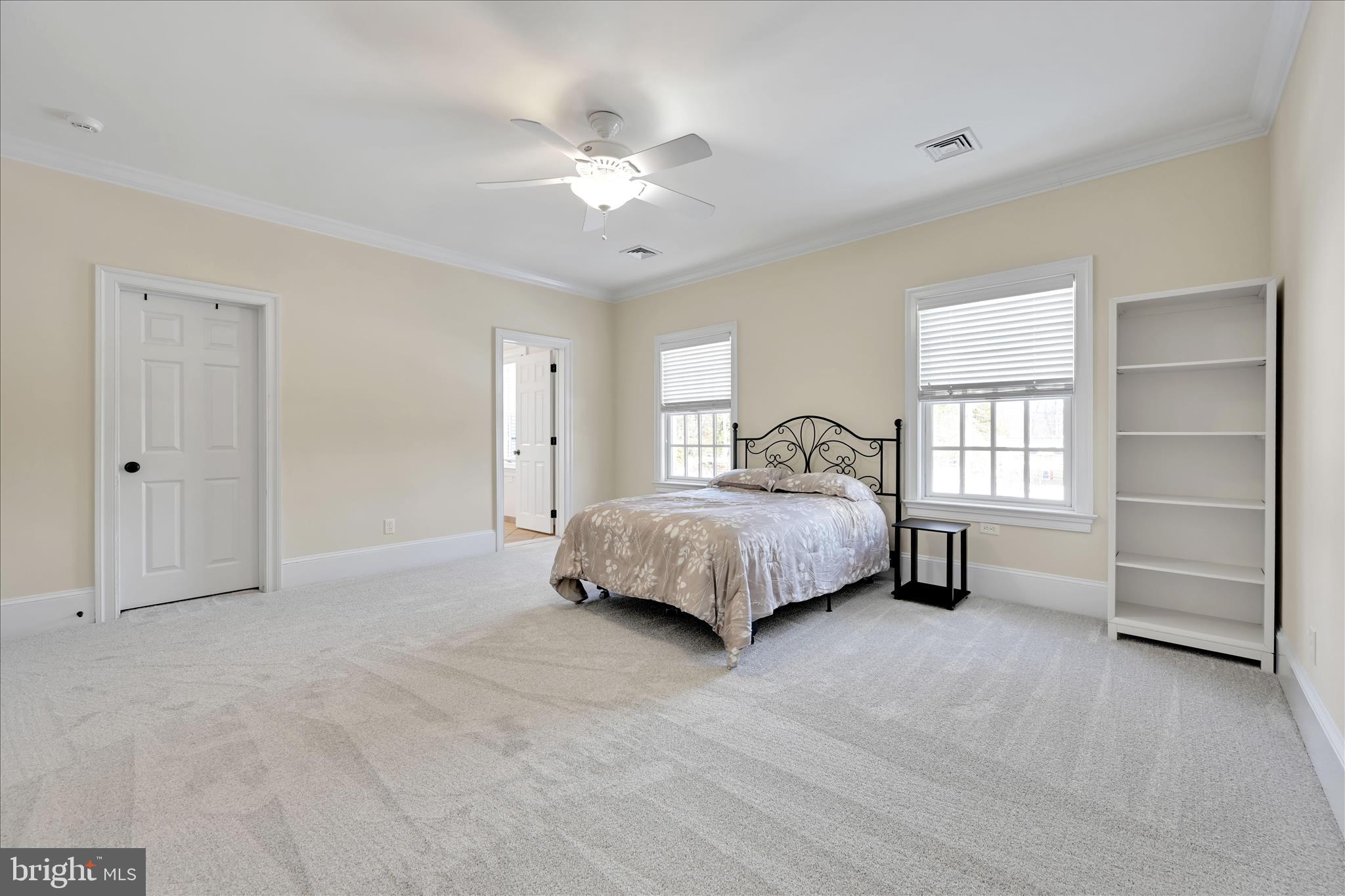 LEOPARD LAKES - Residential