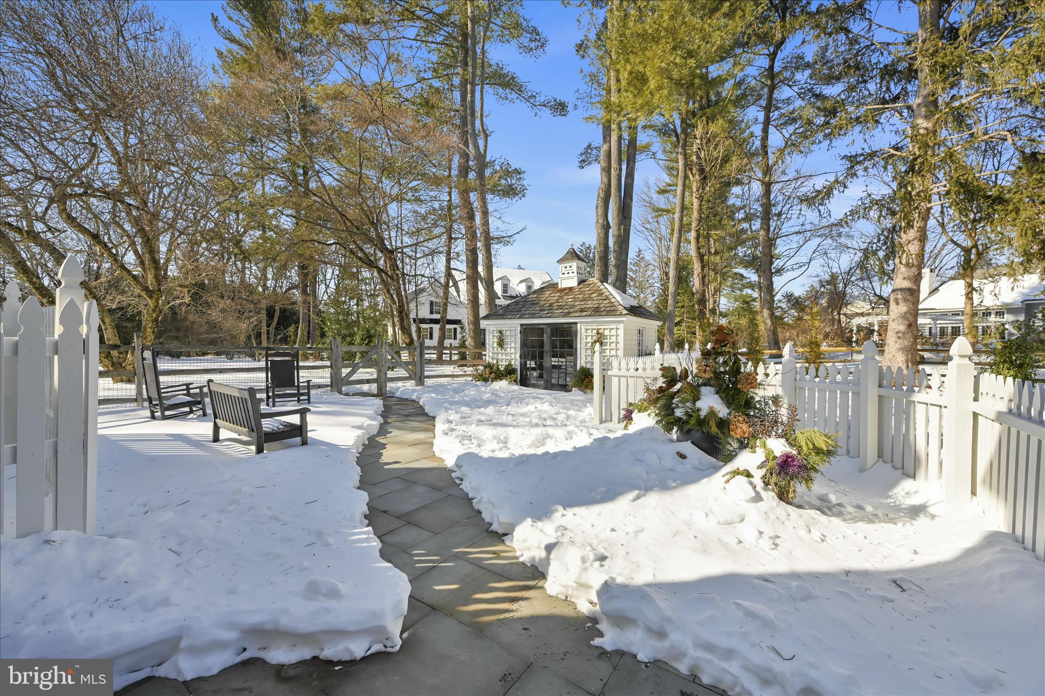 LEOPARD LAKES - Residential