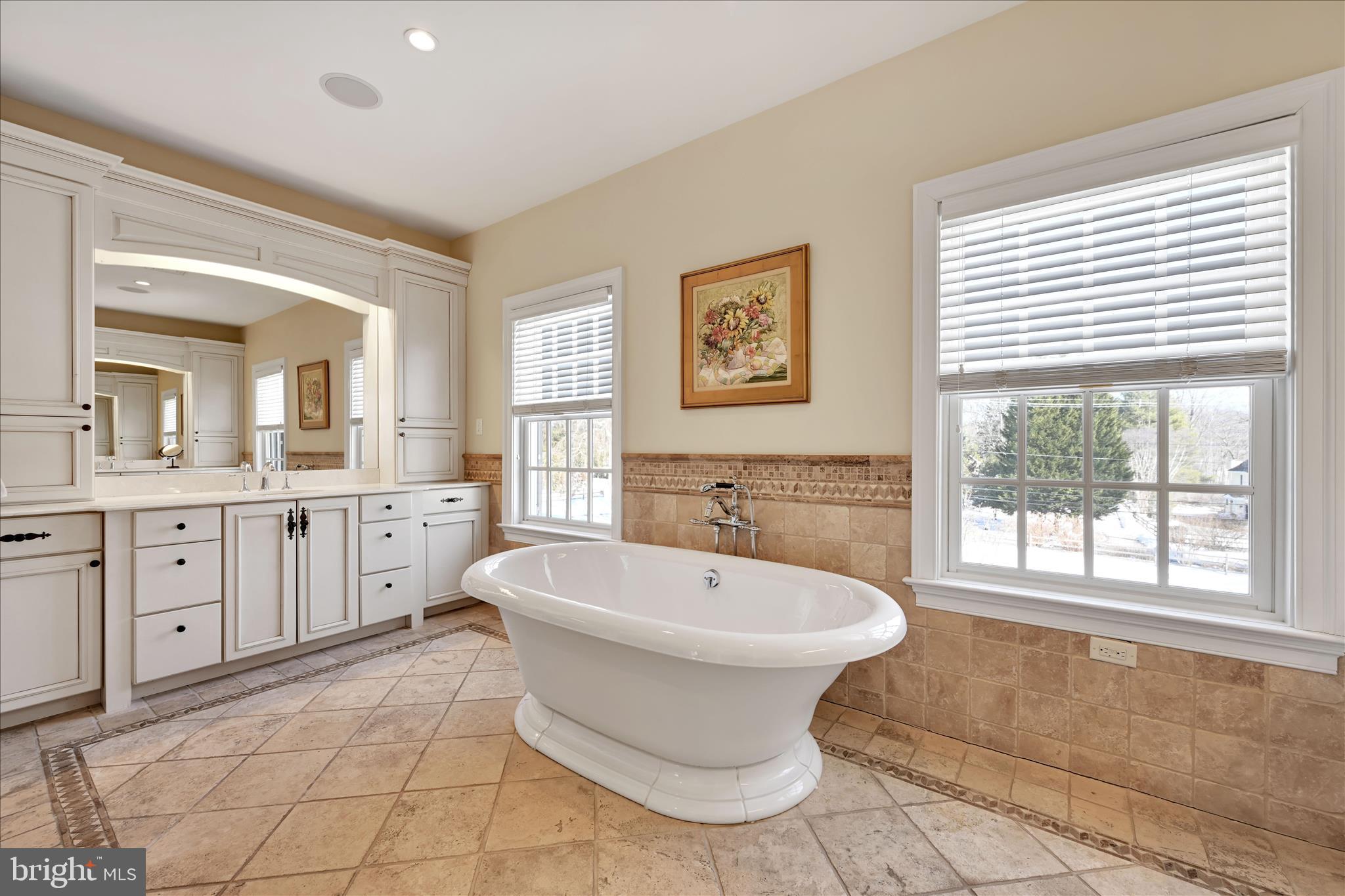 LEOPARD LAKES - Residential