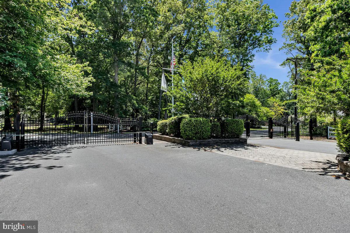 22794 DOGWOOD DRIVE