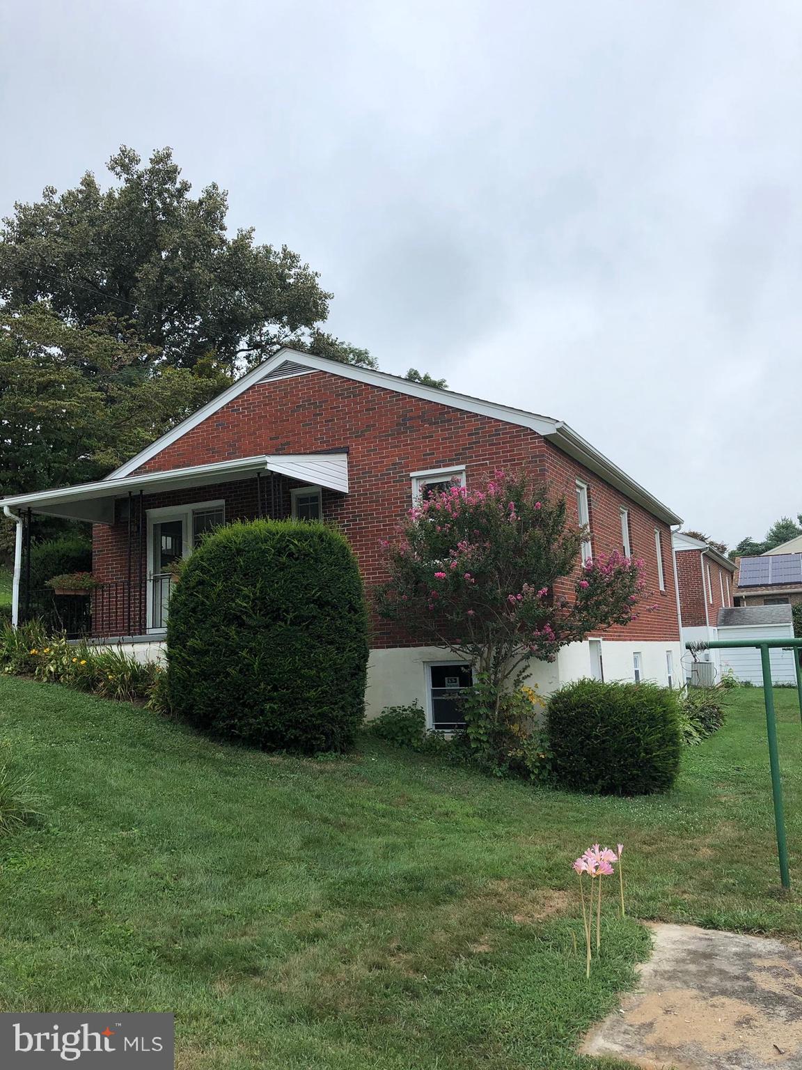 MIDDLETOWN - Residential