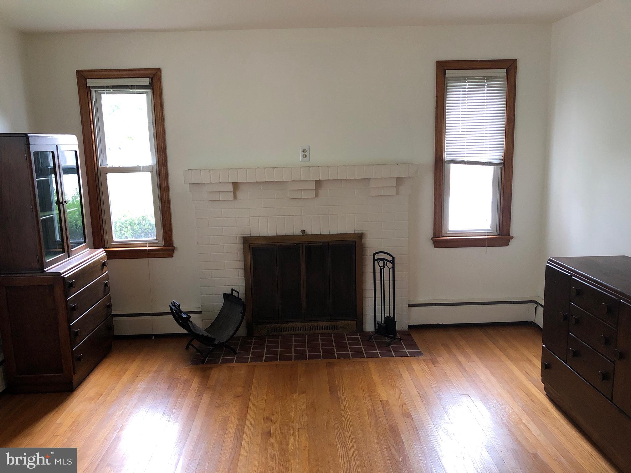 MIDDLETOWN - Residential