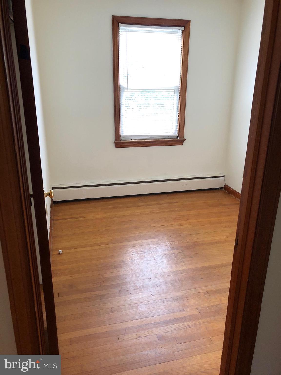 MIDDLETOWN - Residential