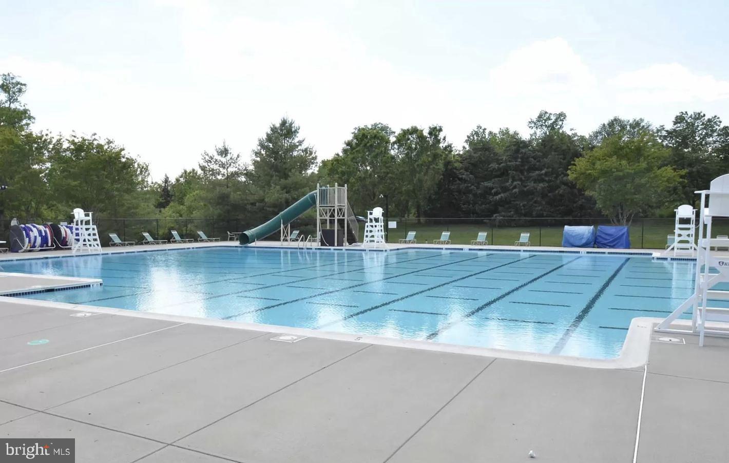 BROADLANDS SOUTH - Residential Lease