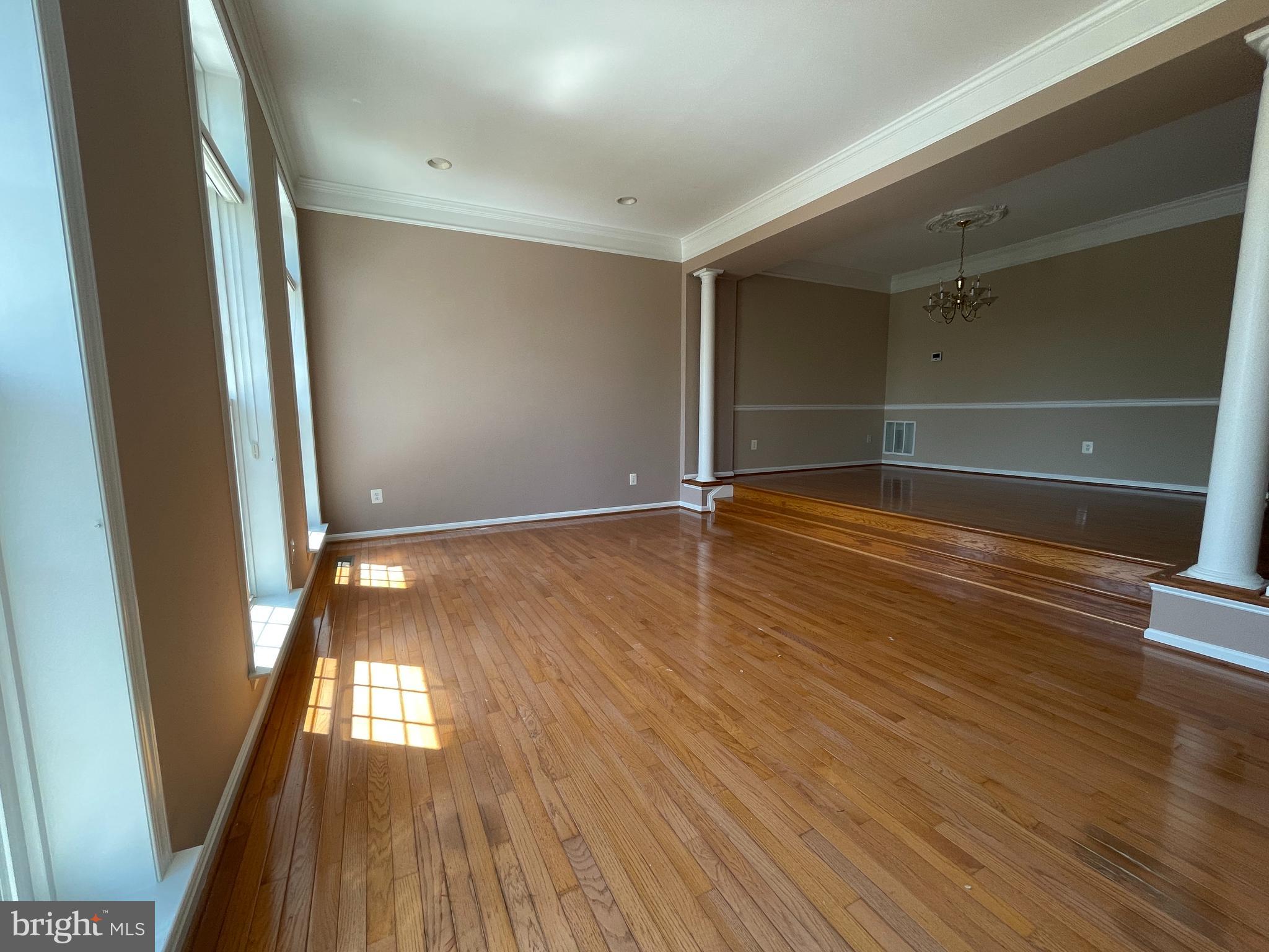 BROADLANDS SOUTH - Residential Lease