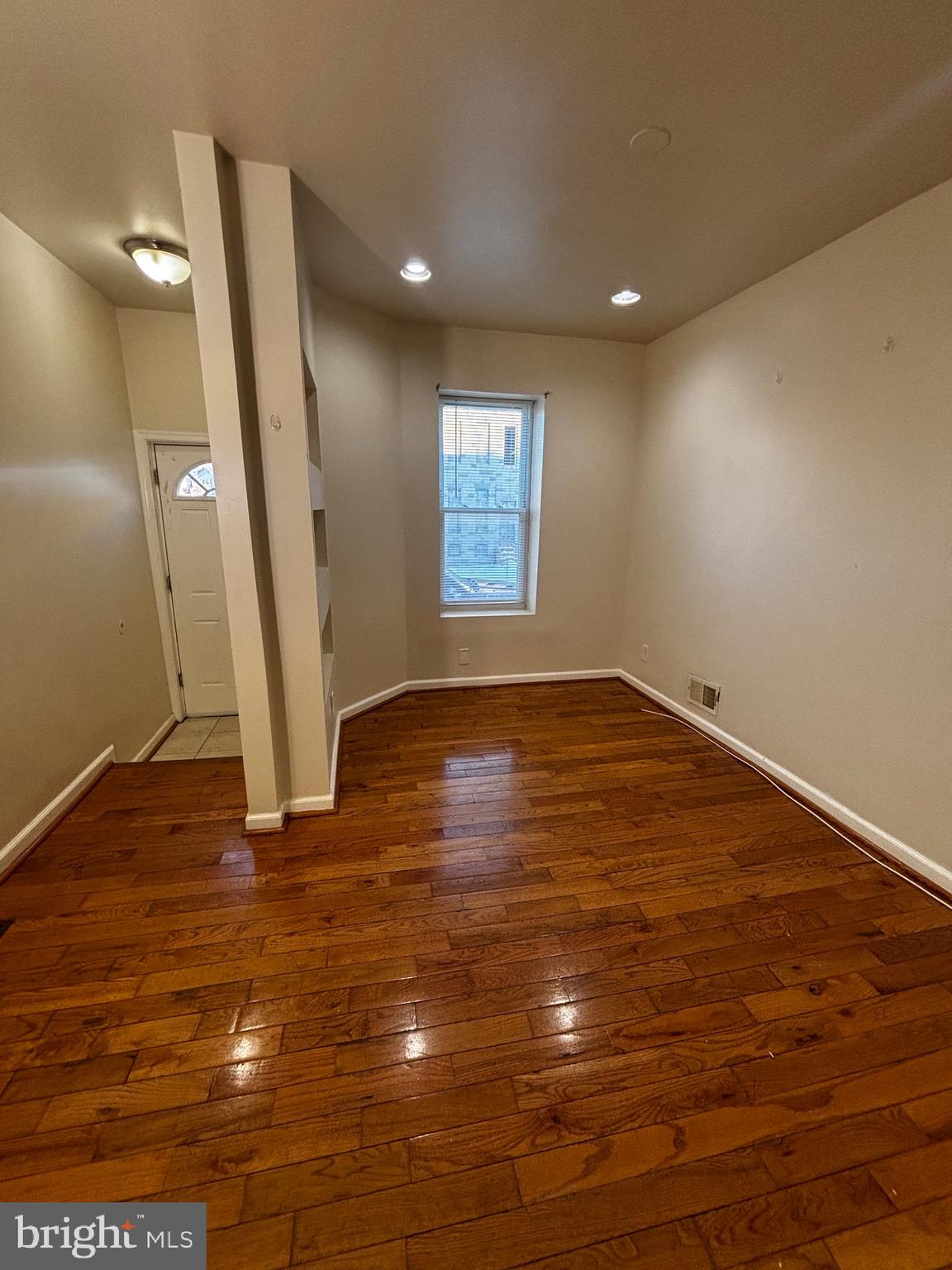 422 S SMALLWOOD STREET