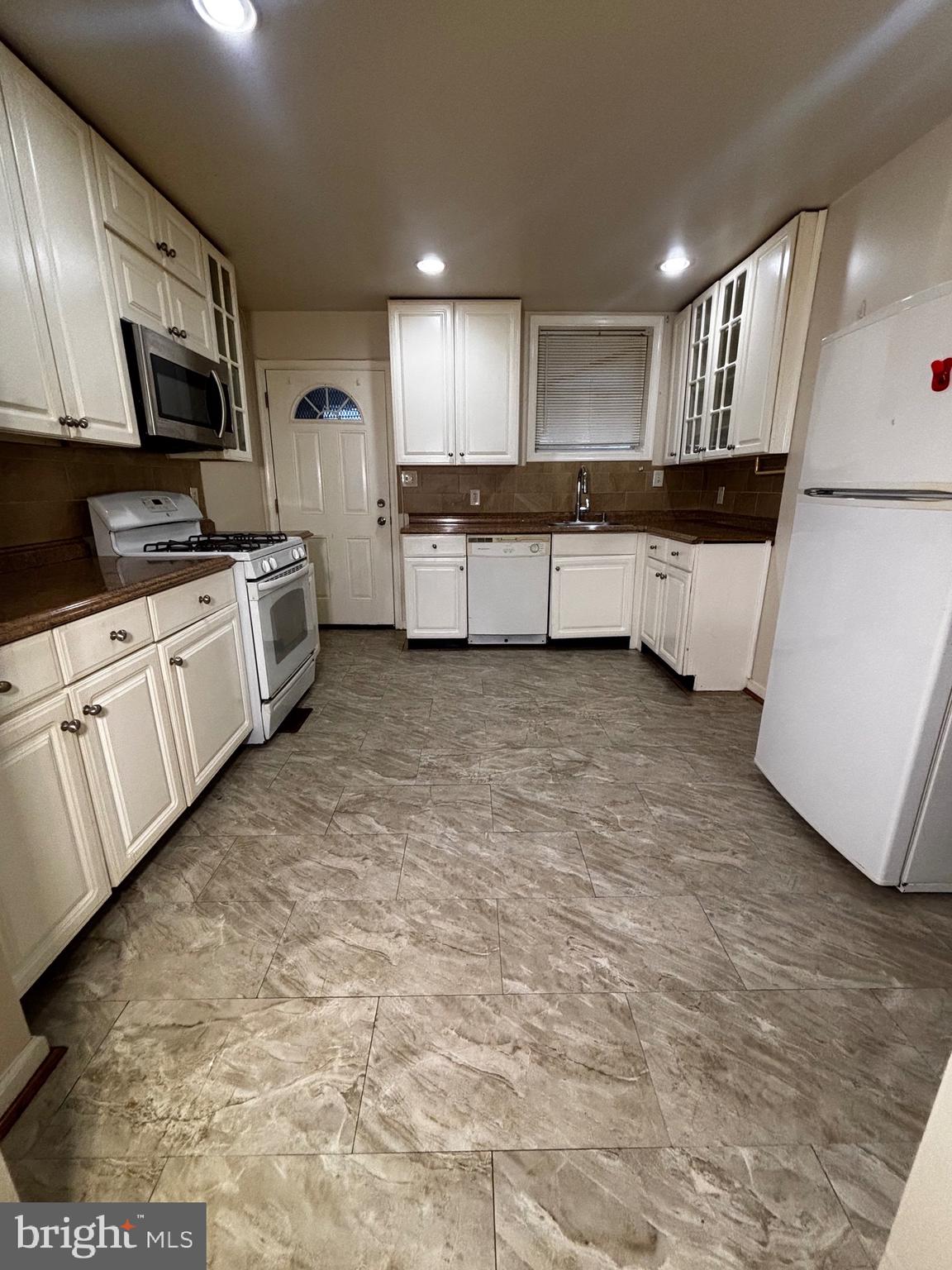 422 S SMALLWOOD STREET