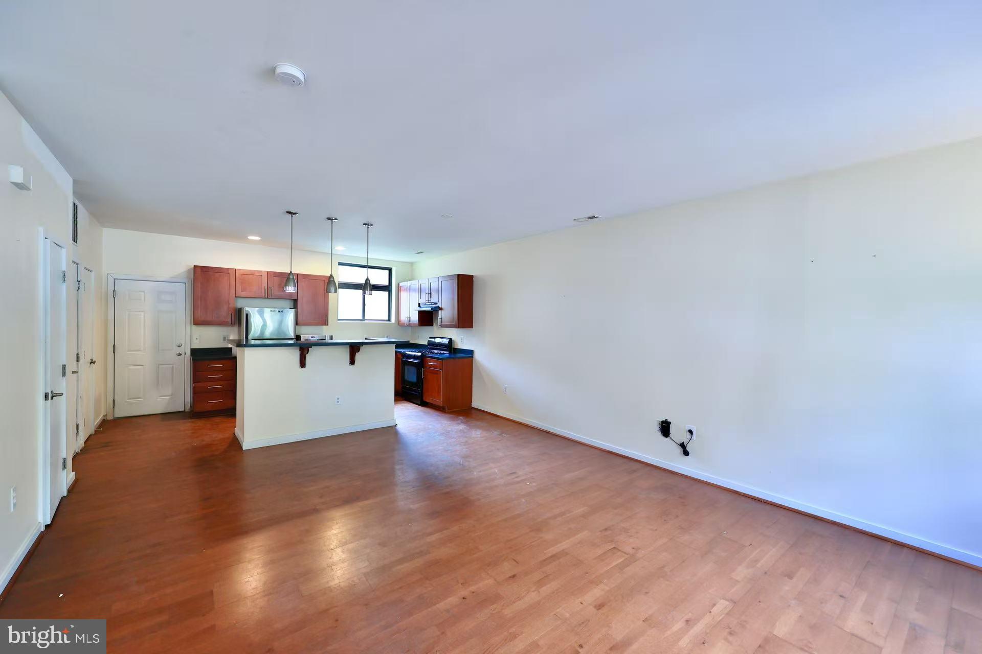 621 N 10TH STREET 00