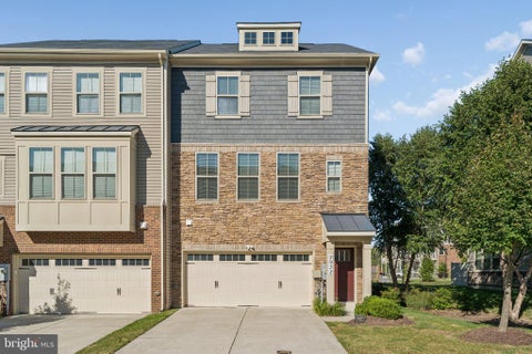 Townhouse For Sale - 2932 Timberneck Way<br/> Anne Arundel County, HANOVER, MD 21076