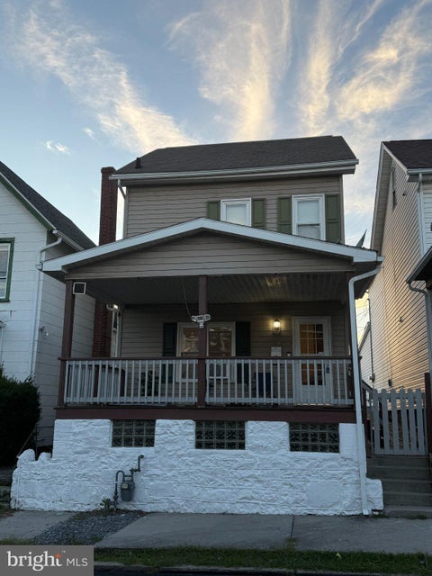 Photo of 1310 1st Ave, ALTOONA, PA 16602 (MLS # PABR2016316)