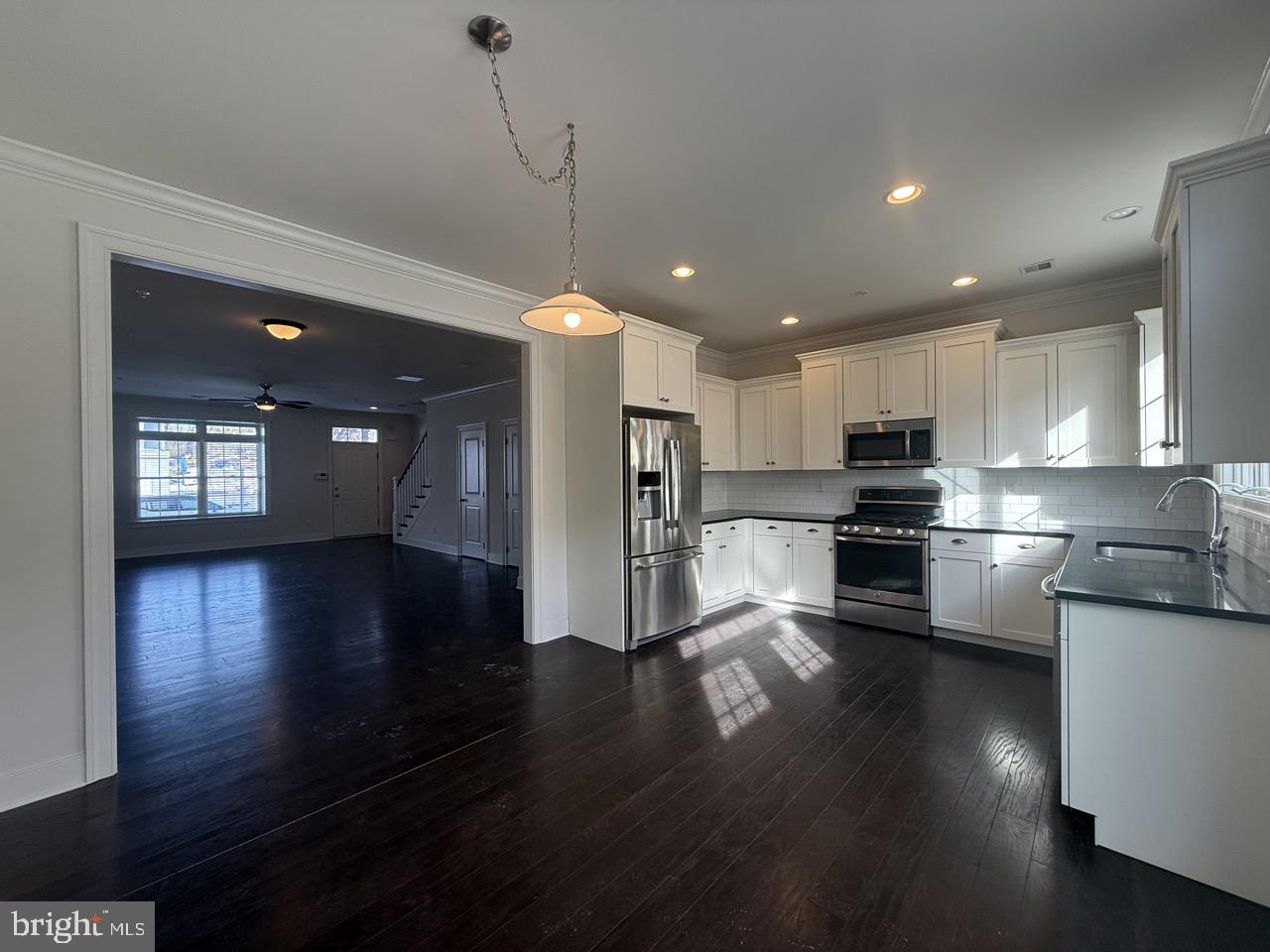 MAGNOLIA PLACE - Residential