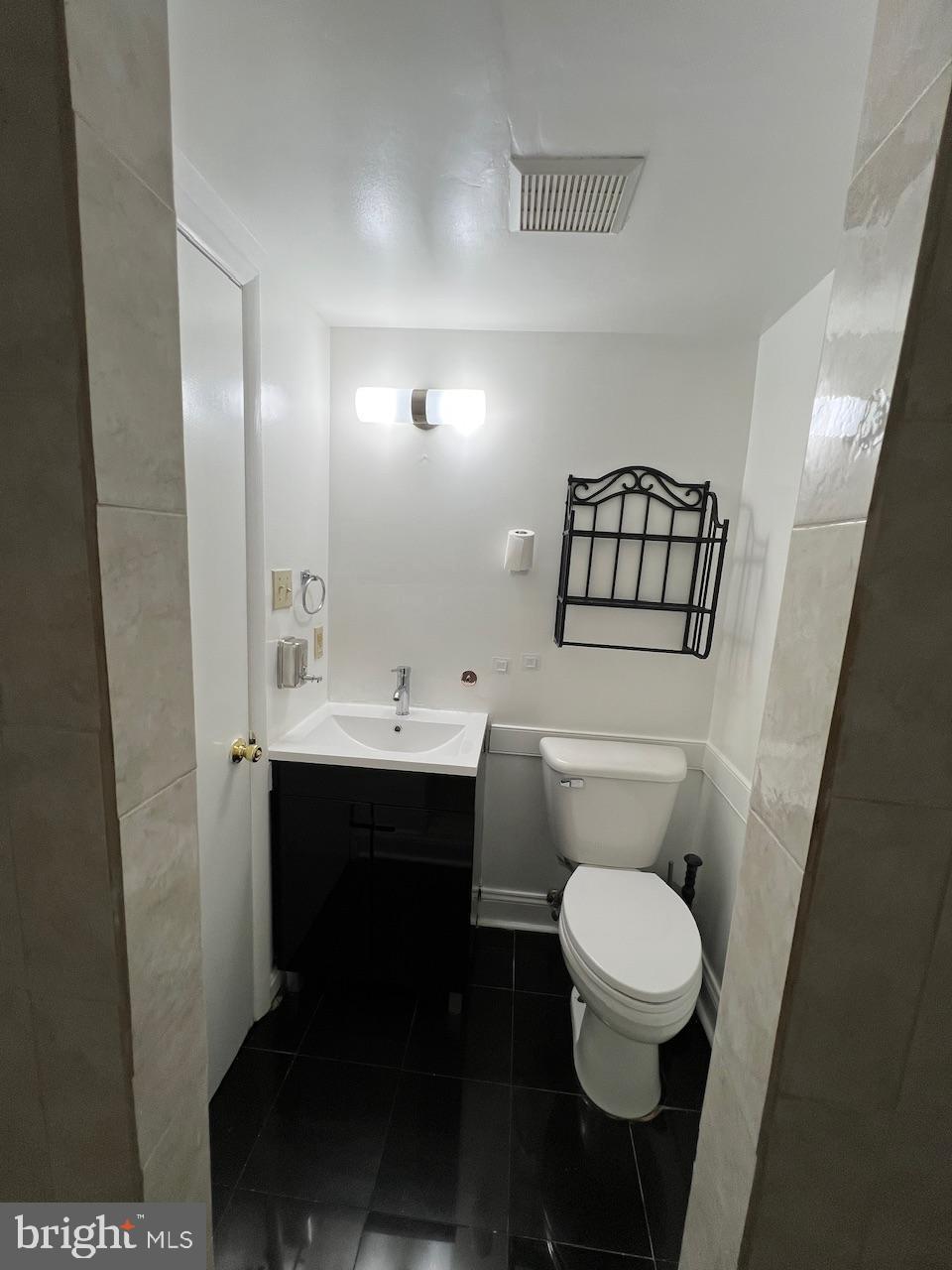 HICKORY HILL - Residential Lease