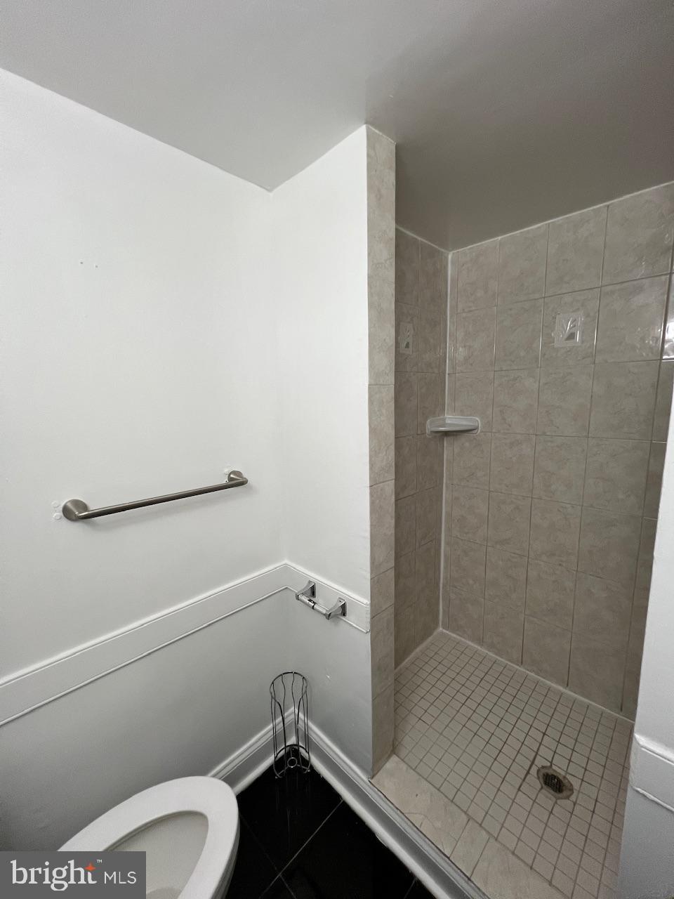 HICKORY HILL - Residential Lease