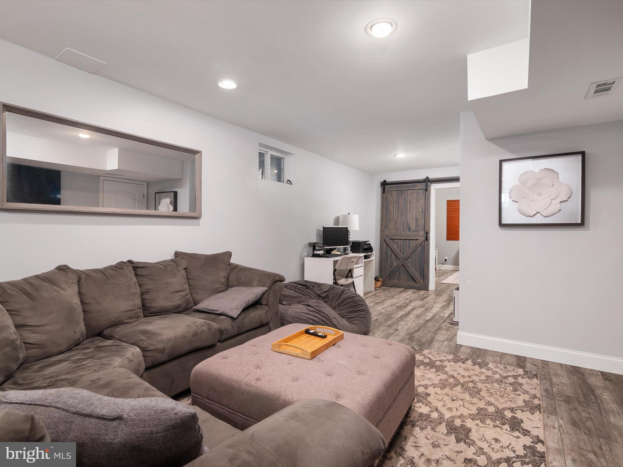 SHADY BROOK - Residential