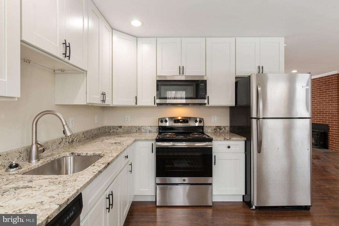 PERRING PARK - Residential