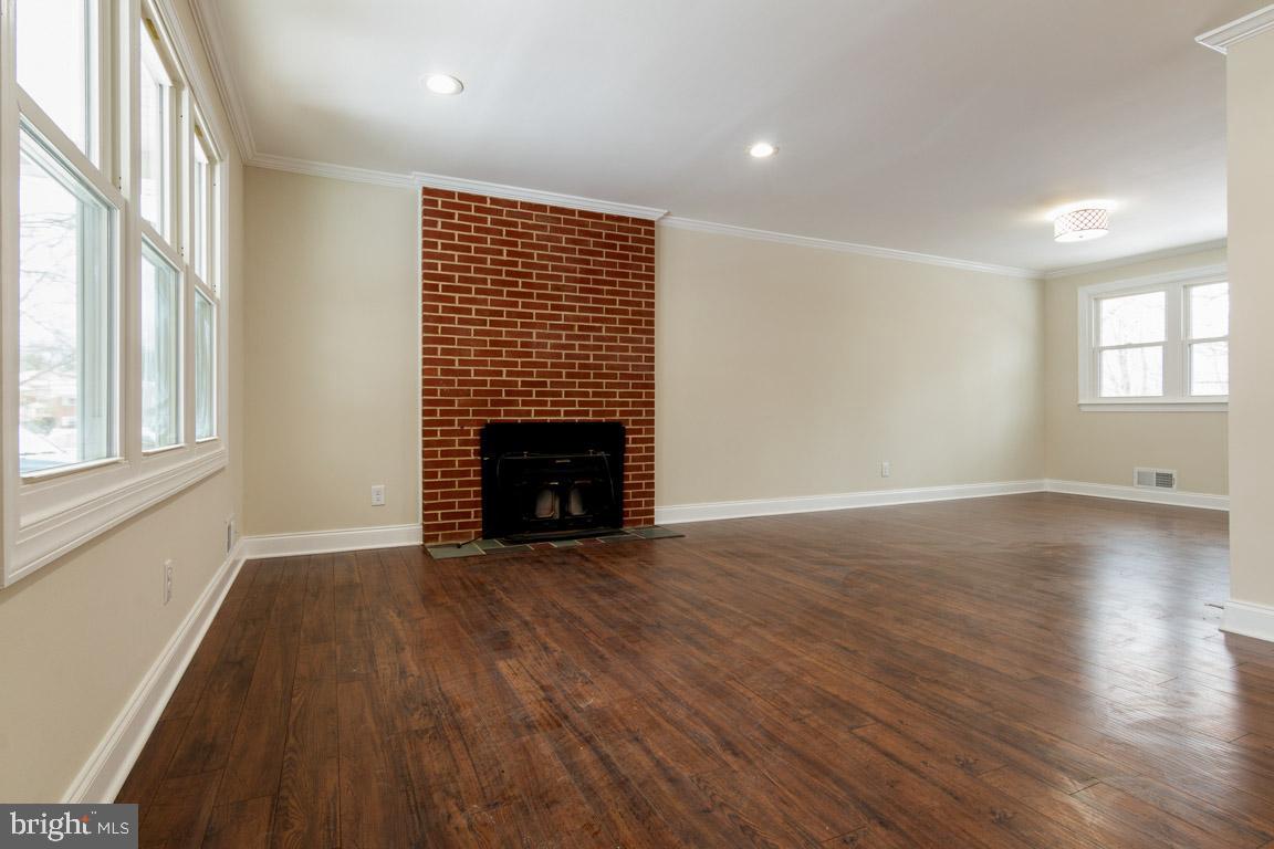 PERRING PARK - Residential