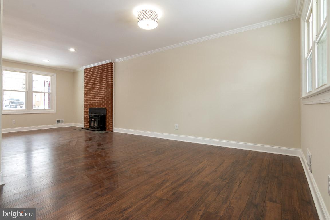 PERRING PARK - Residential