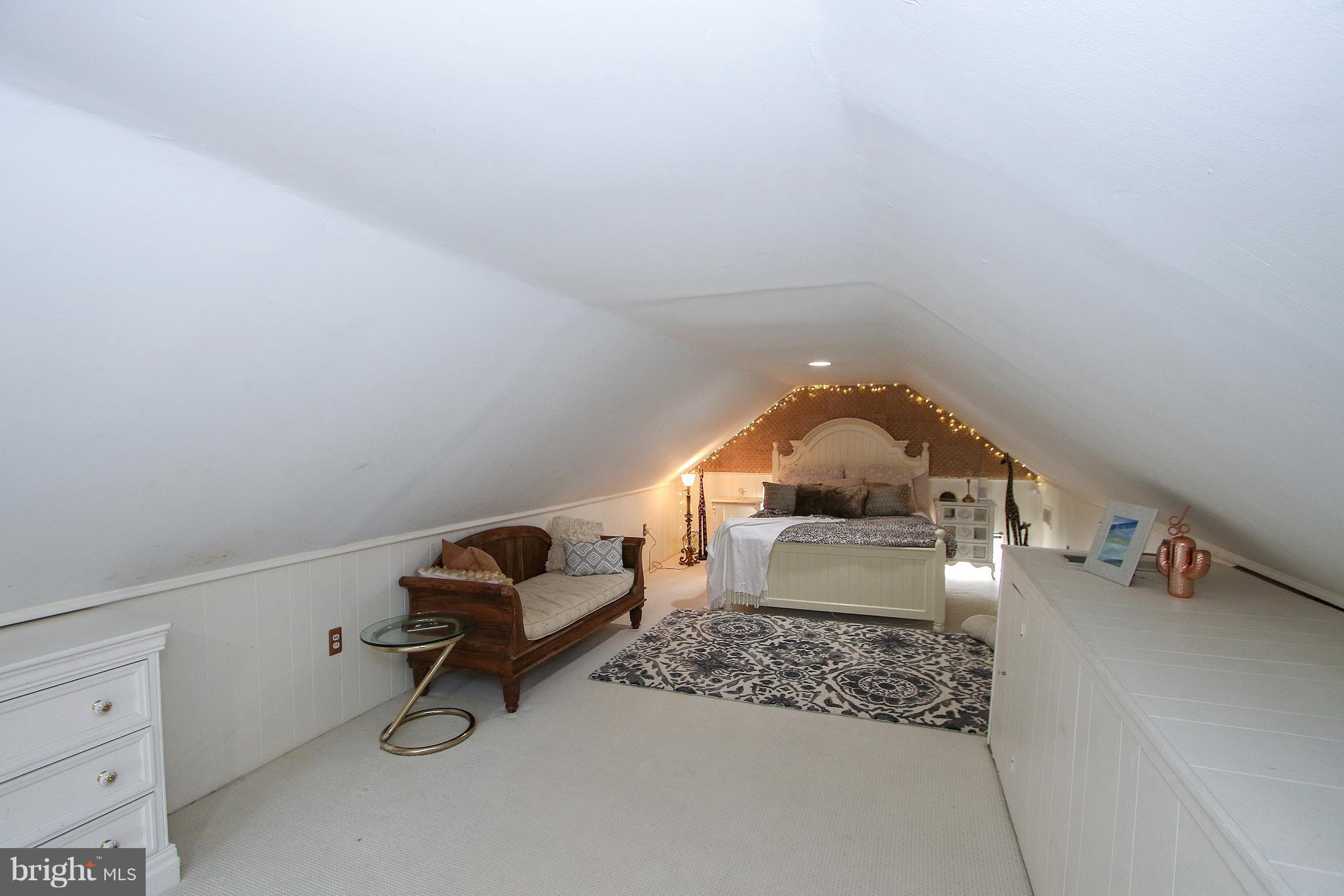 WOODHAVEN - Residential