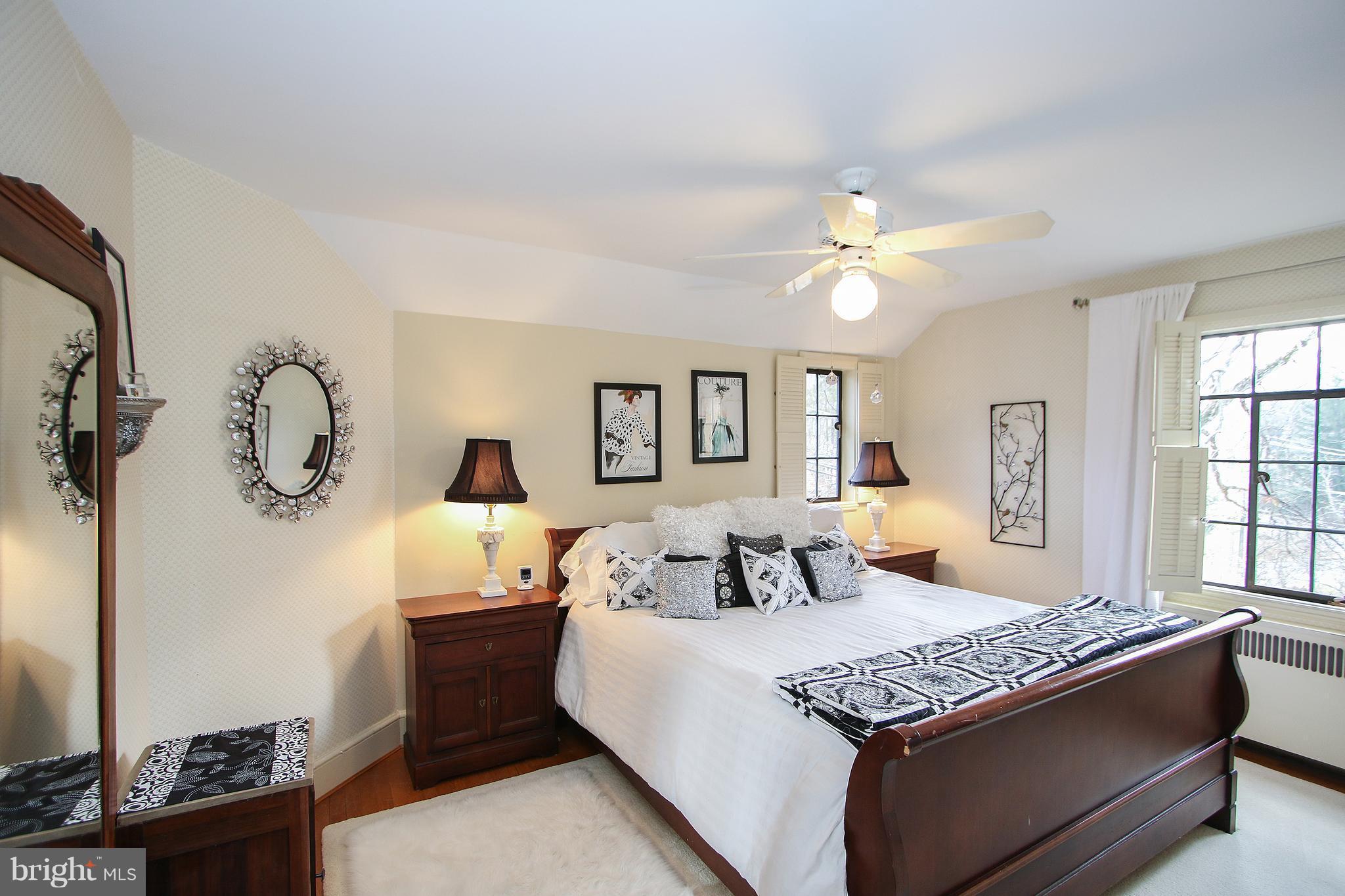 WOODHAVEN - Residential