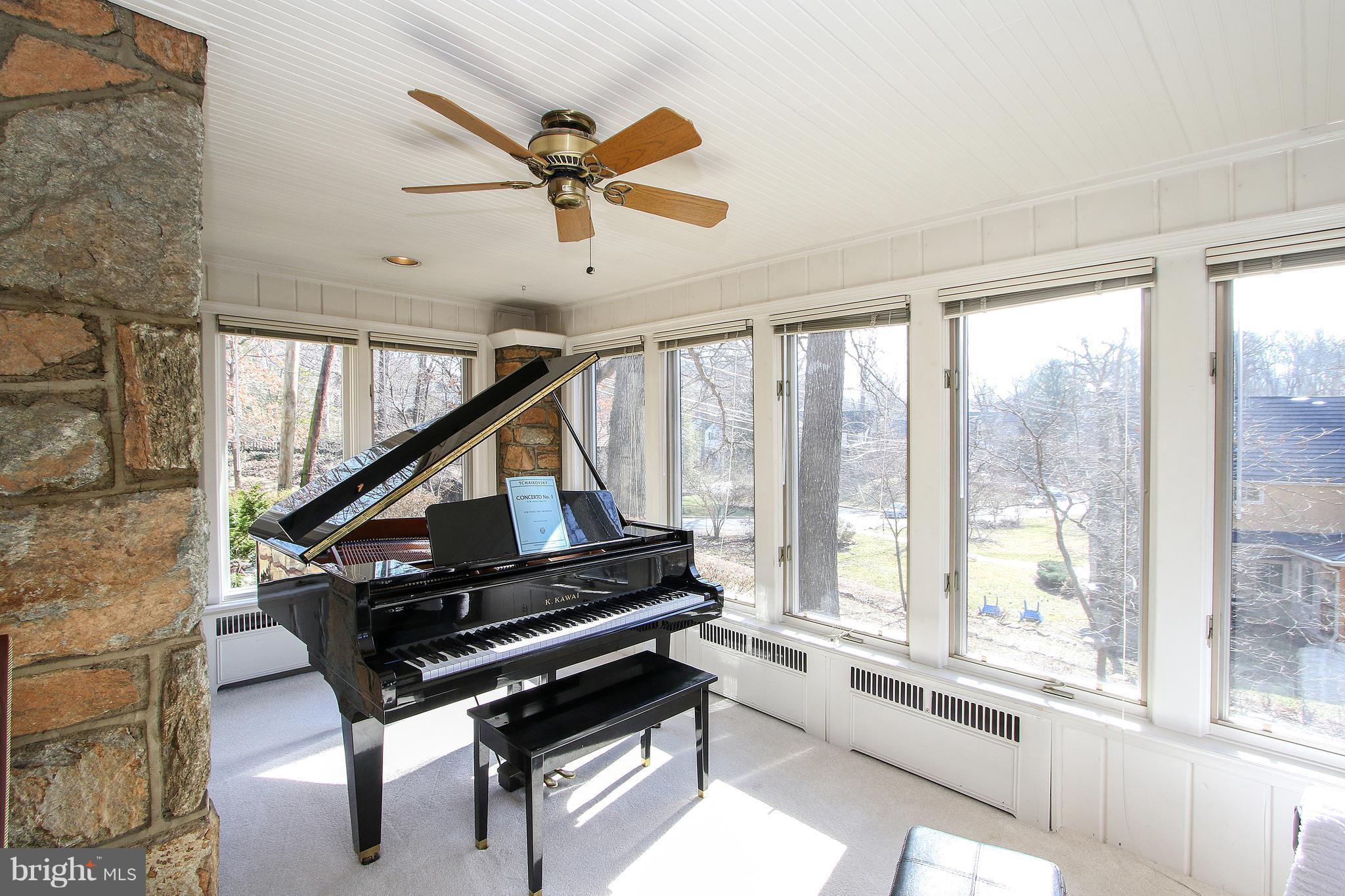 WOODHAVEN - Residential