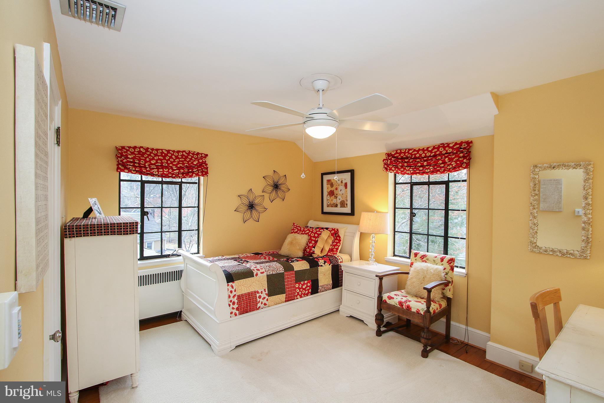 WOODHAVEN - Residential