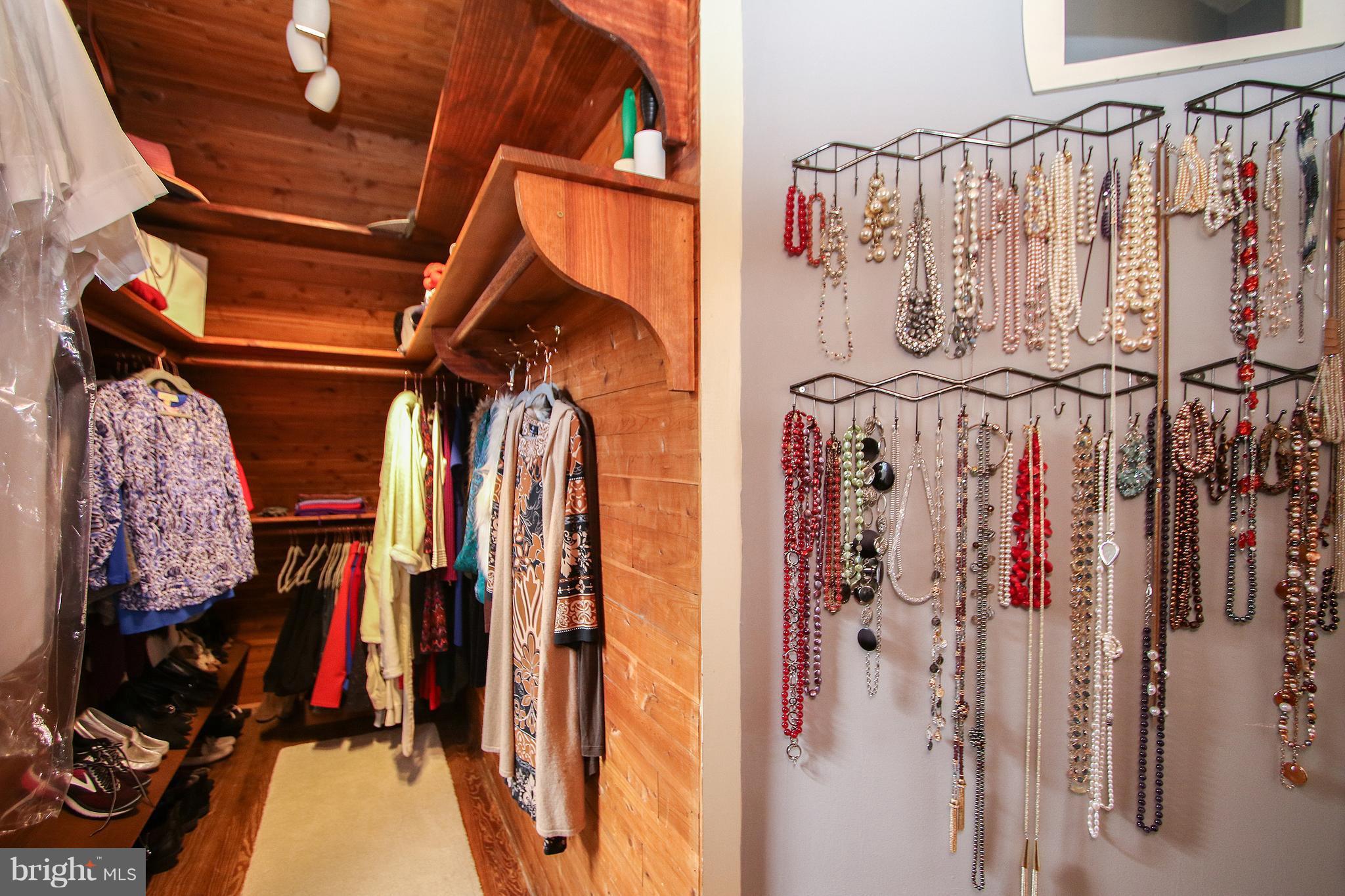 WOODHAVEN - Residential