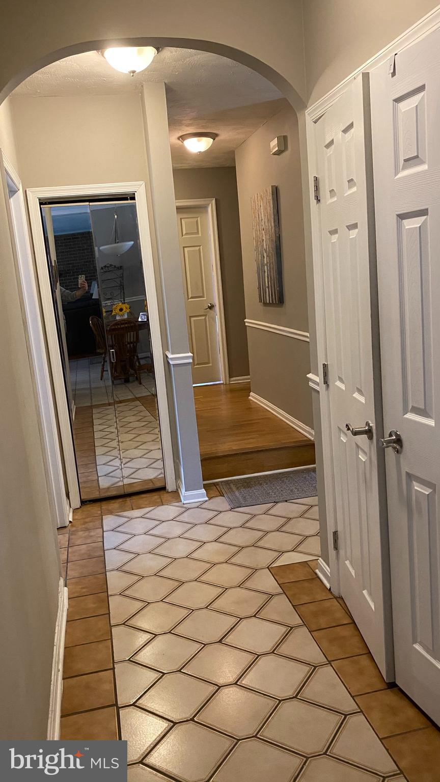 LARGO KNOLLS - Residential