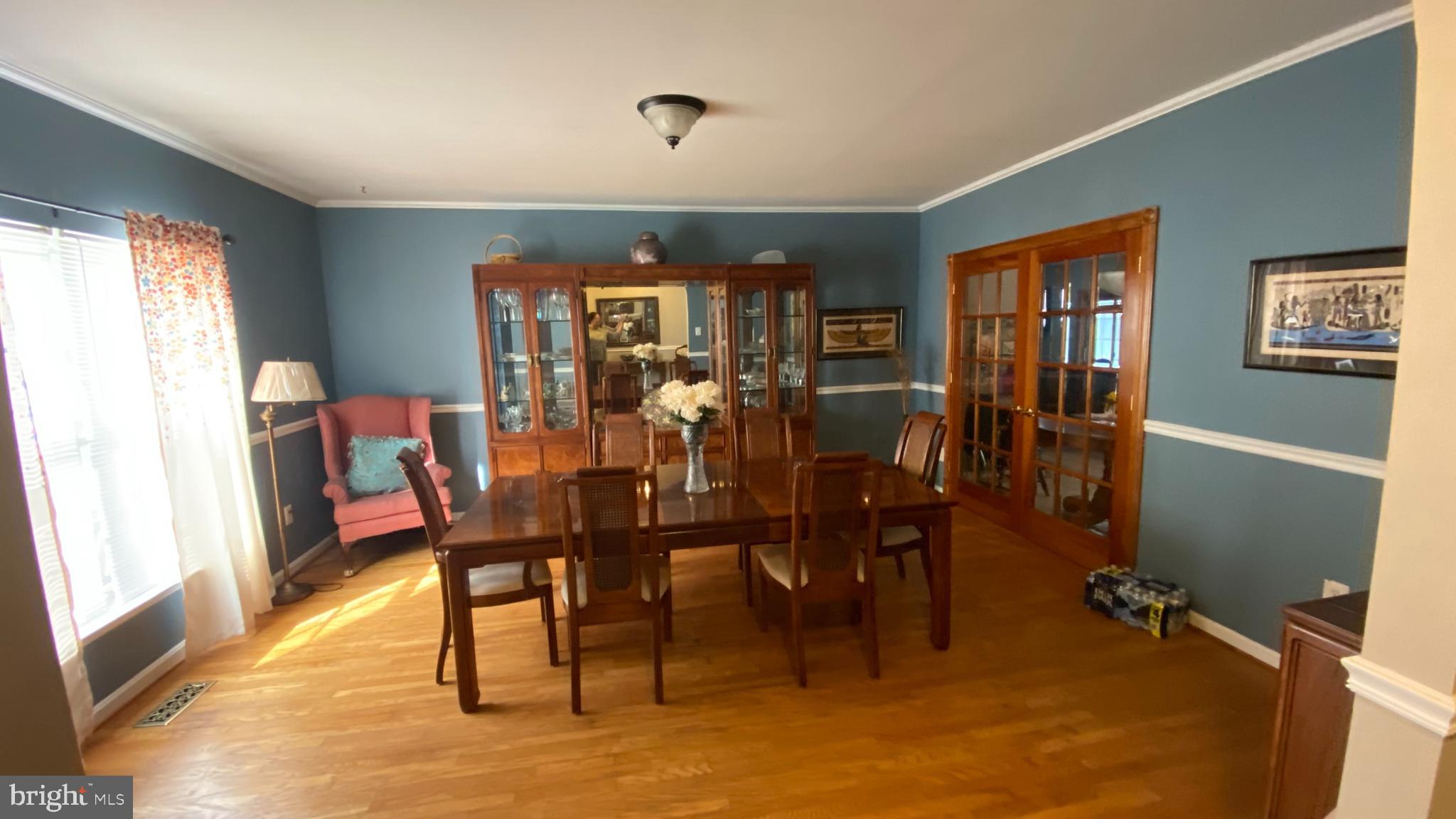 LARGO KNOLLS - Residential