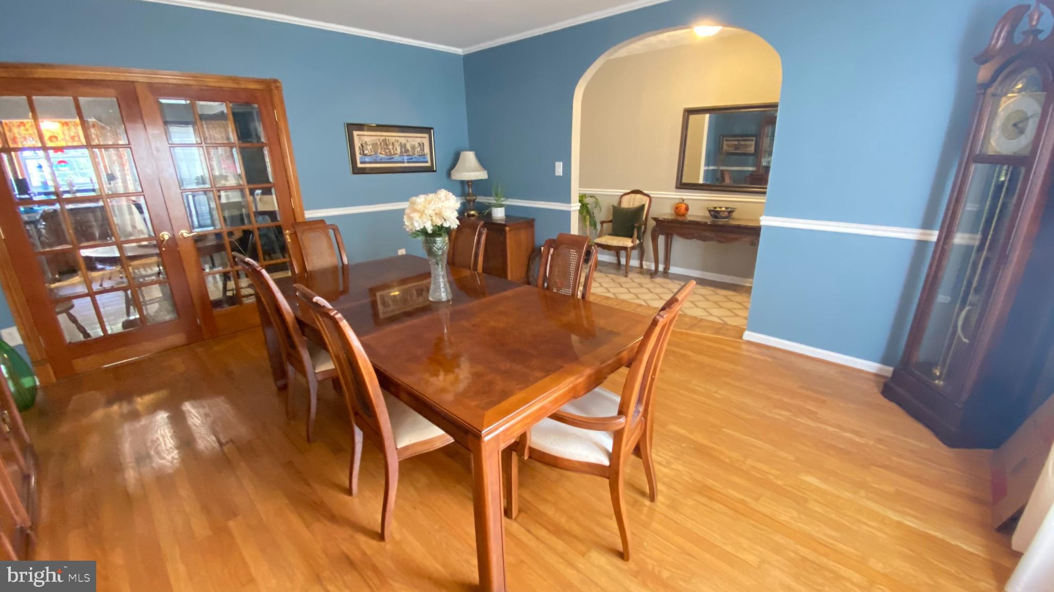 LARGO KNOLLS - Residential