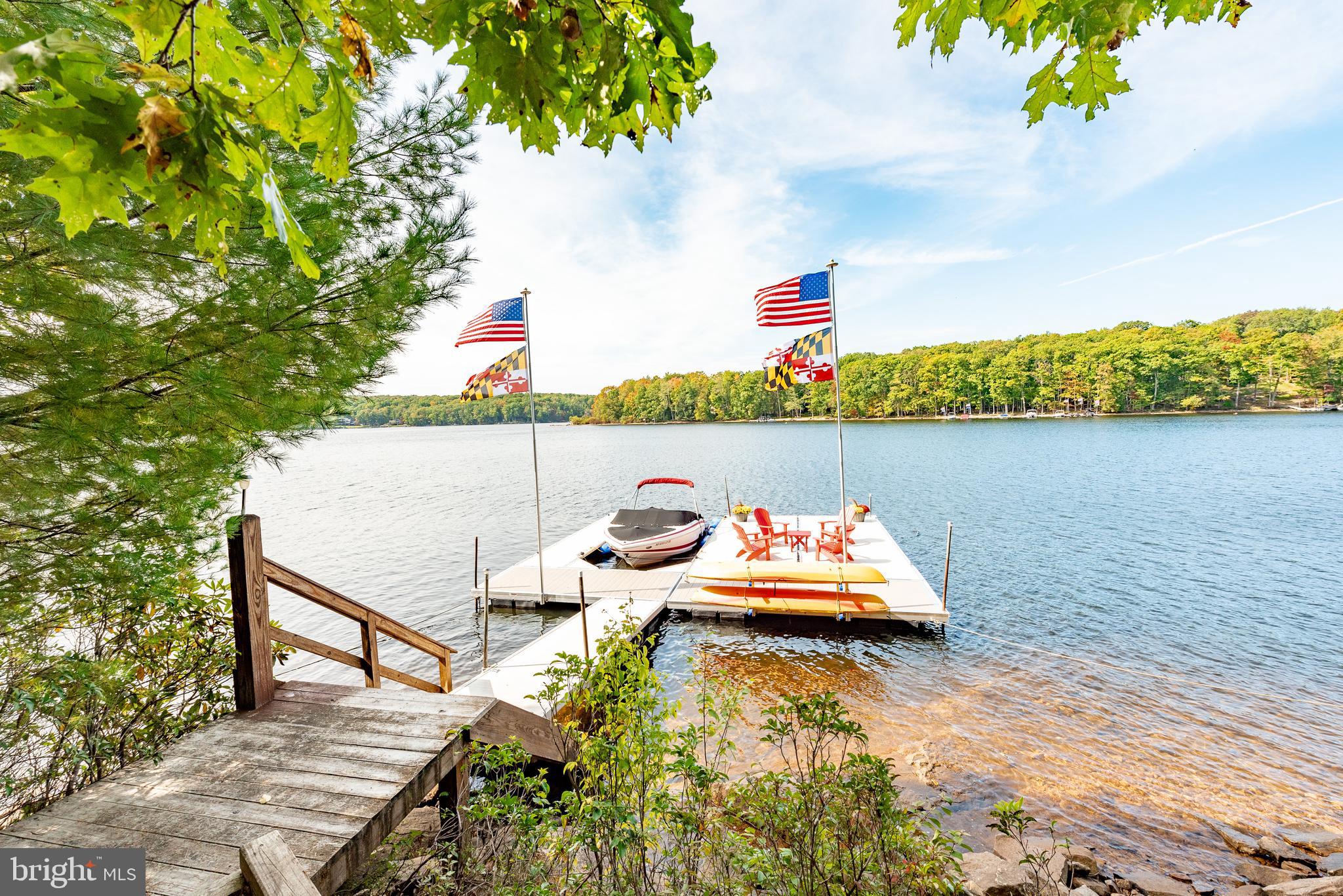 LAKE SHORE DRIVE - Residential