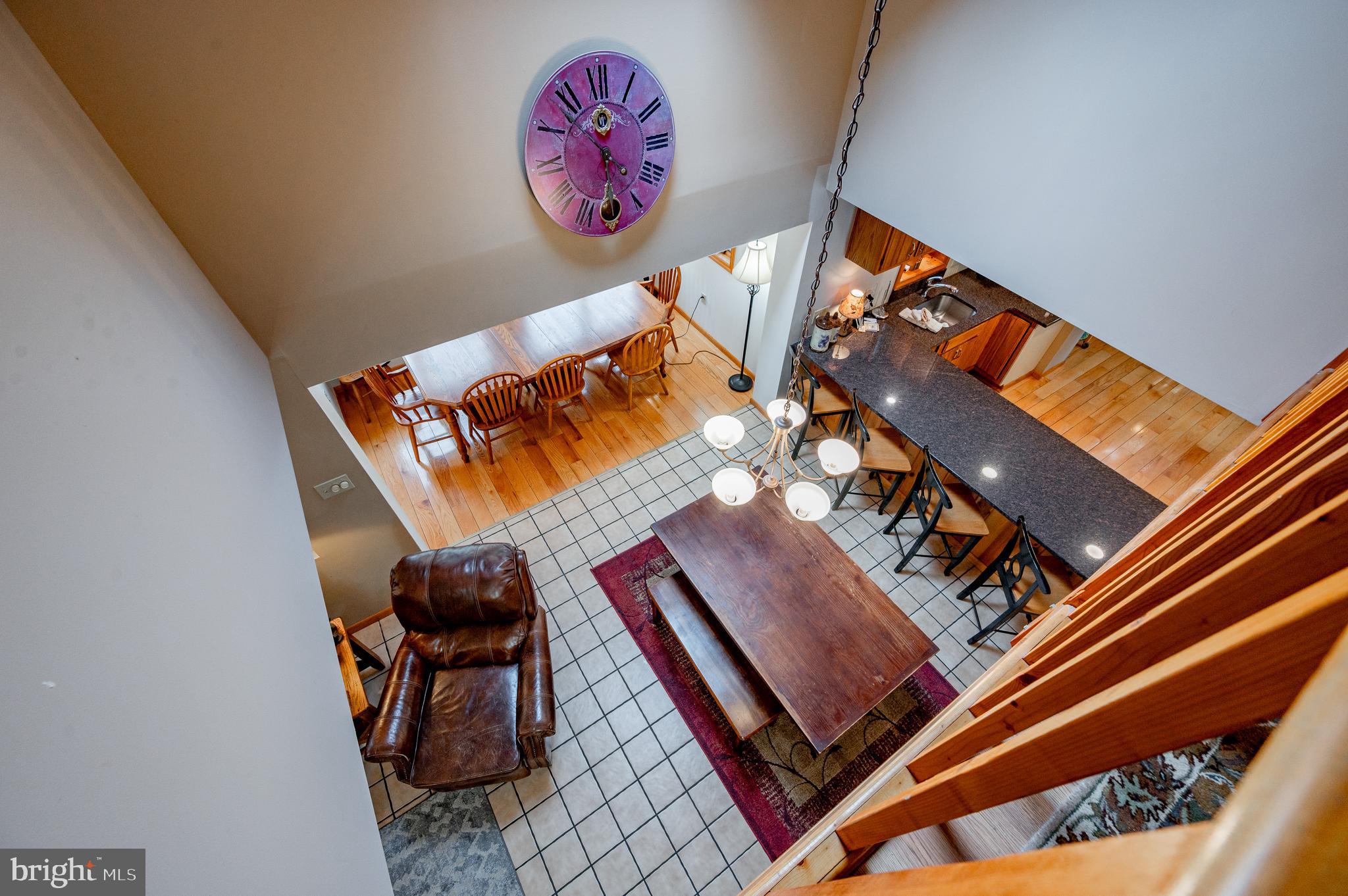 LAKE SHORE DRIVE - Residential