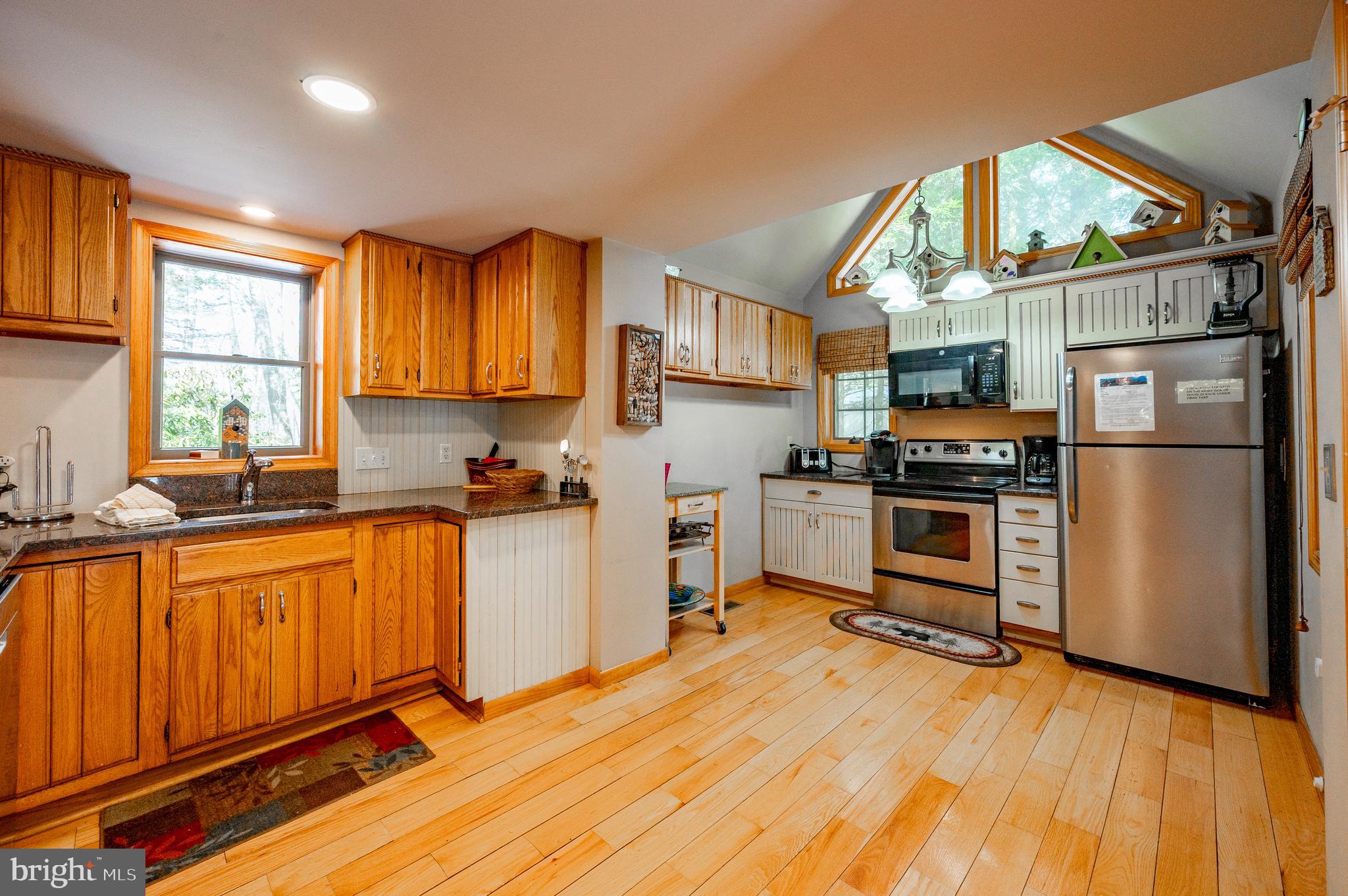 LAKE SHORE DRIVE - Residential