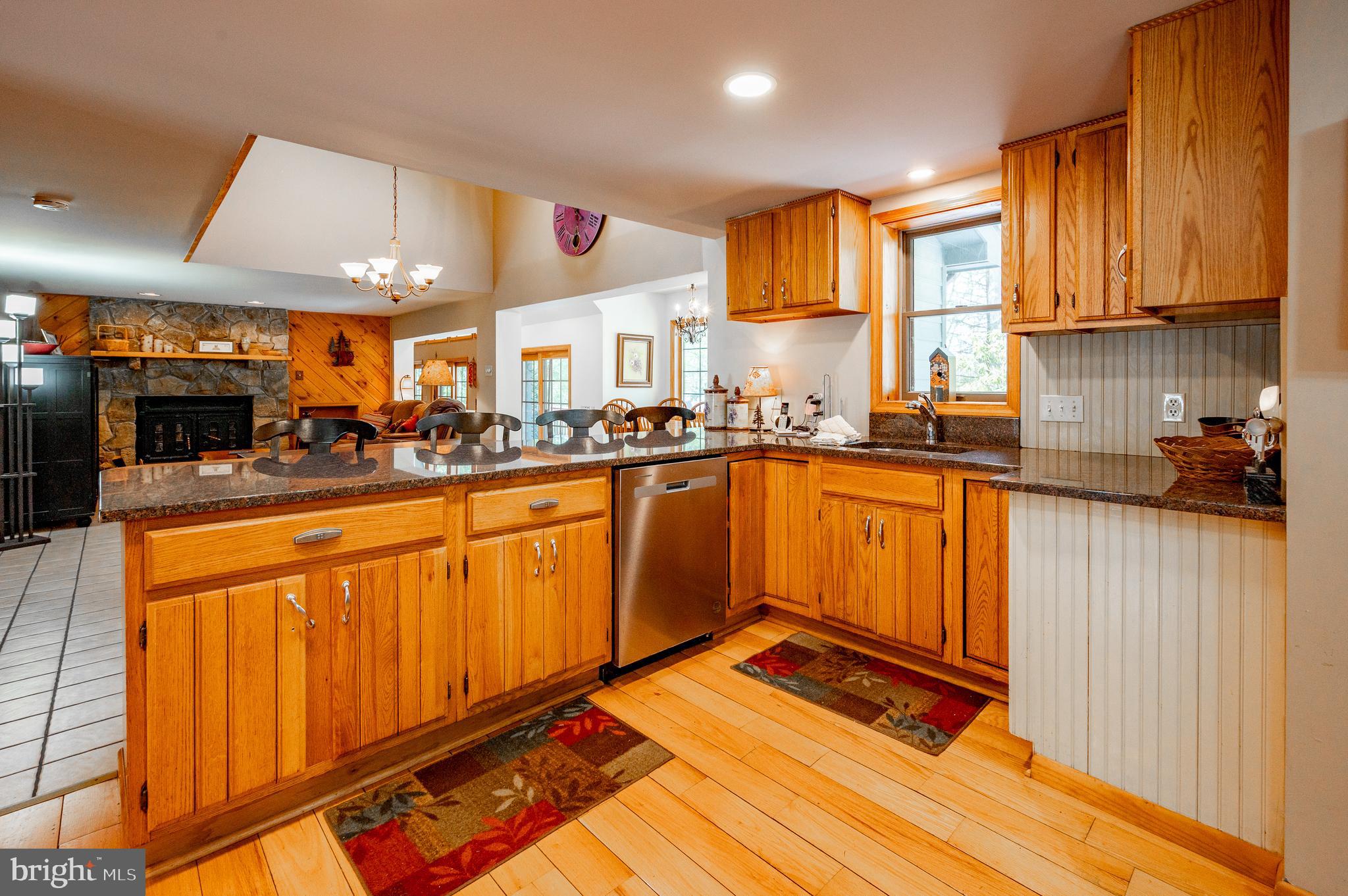 LAKE SHORE DRIVE - Residential