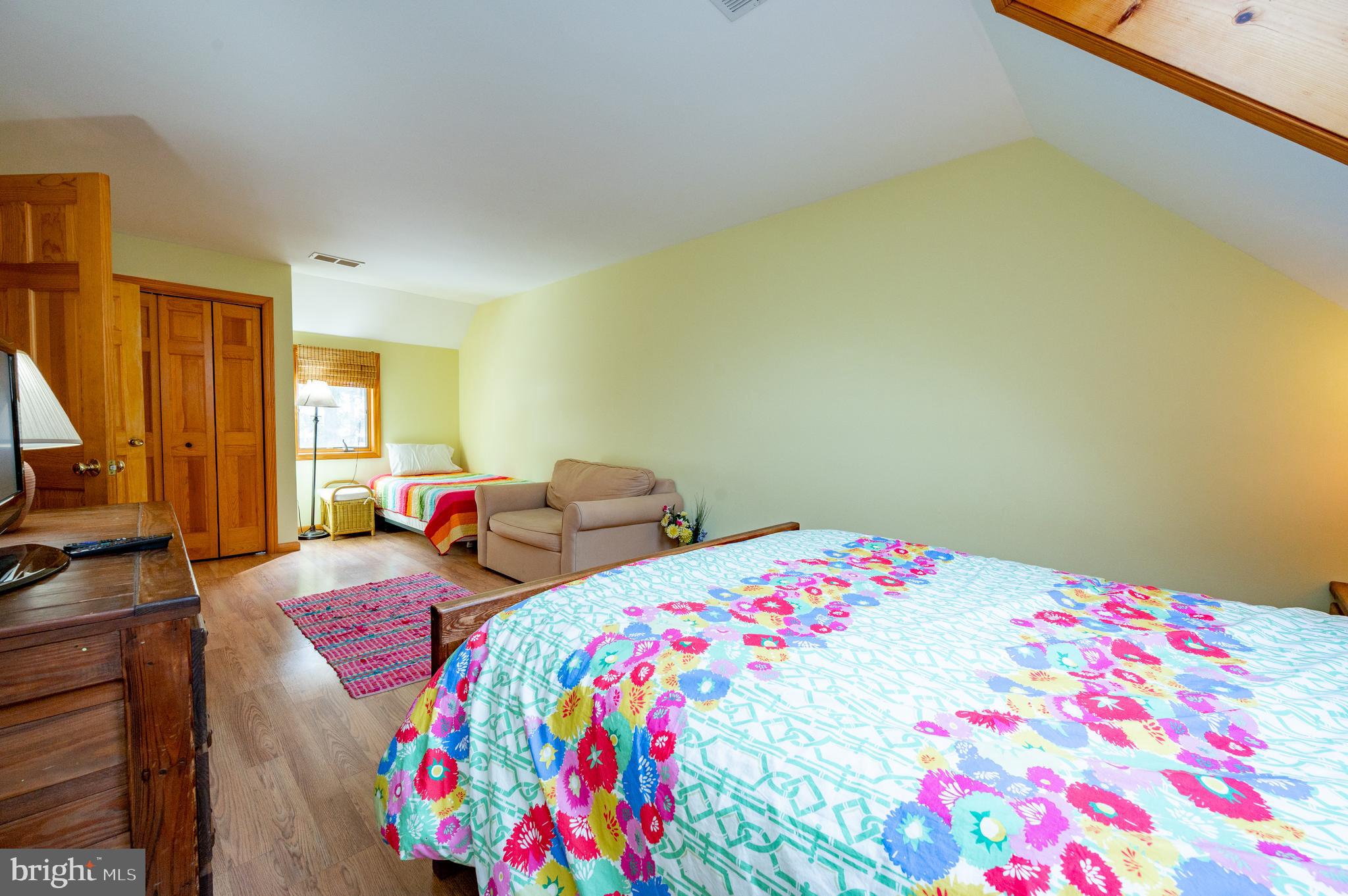 LAKE SHORE DRIVE - Residential