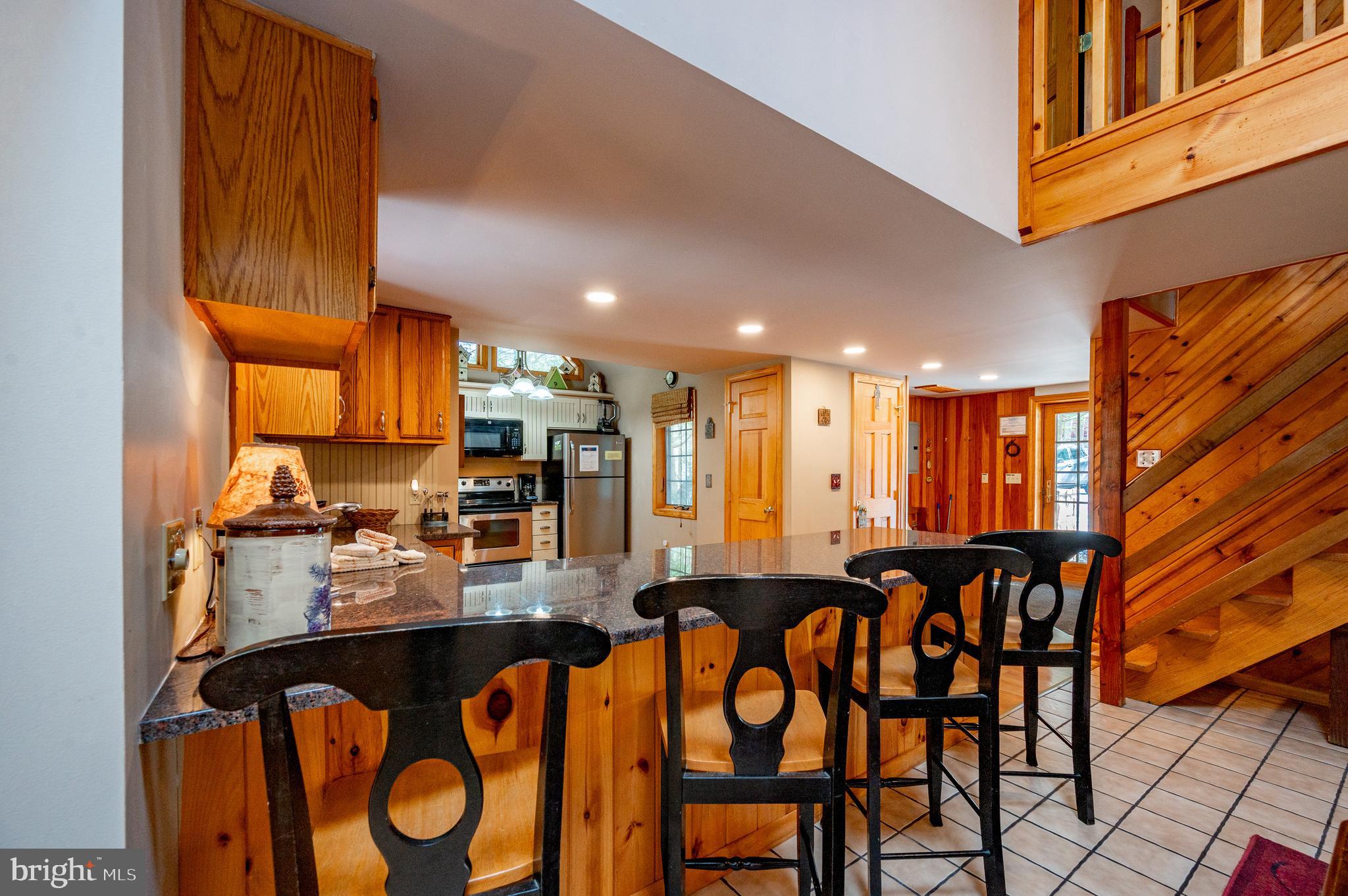 LAKE SHORE DRIVE - Residential