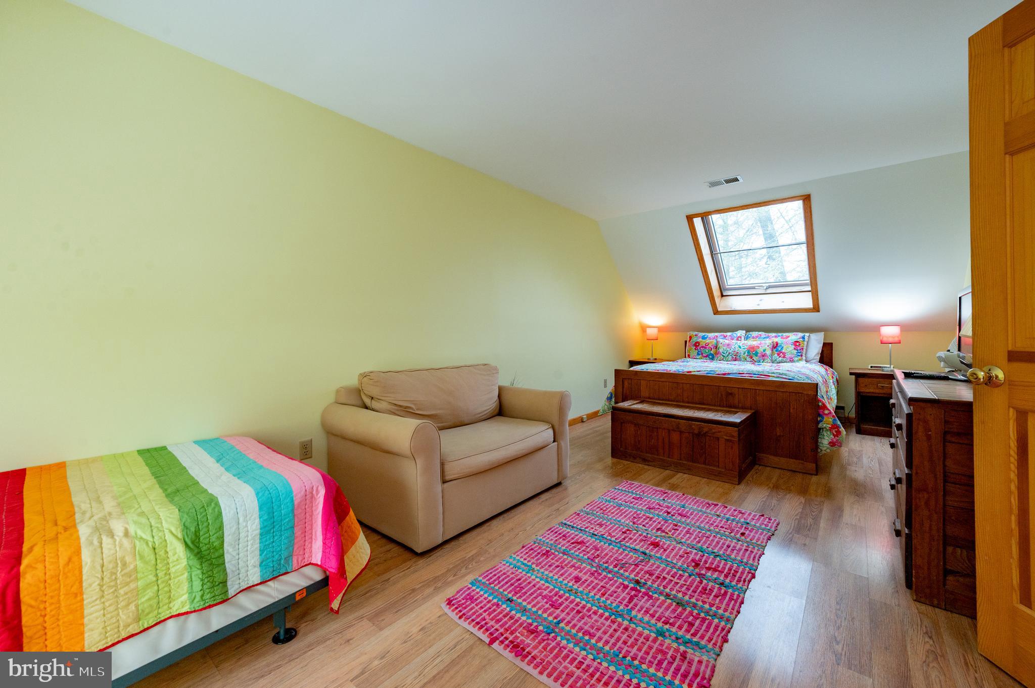 LAKE SHORE DRIVE - Residential