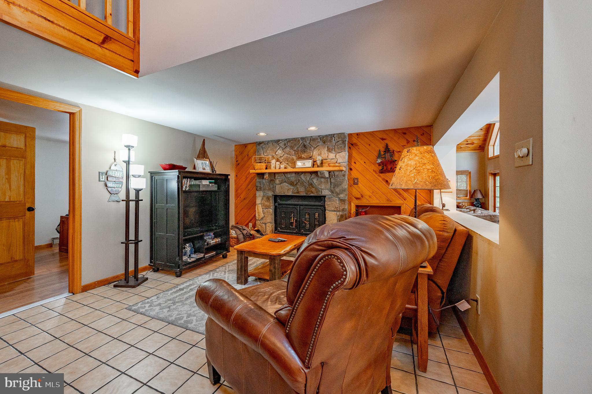 LAKE SHORE DRIVE - Residential