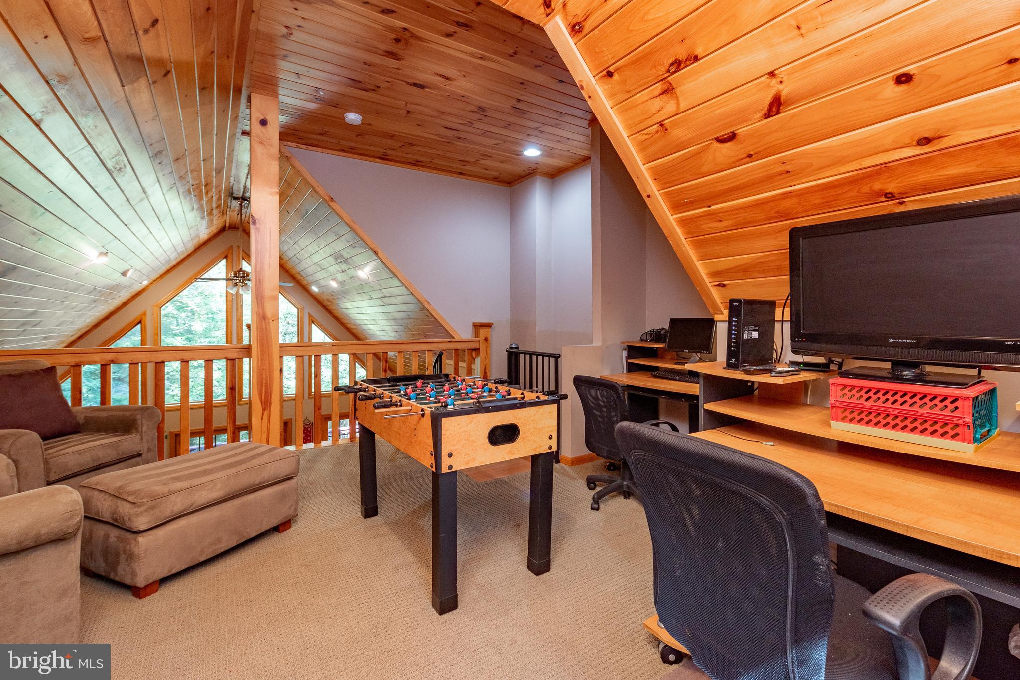 LAKE SHORE DRIVE - Residential