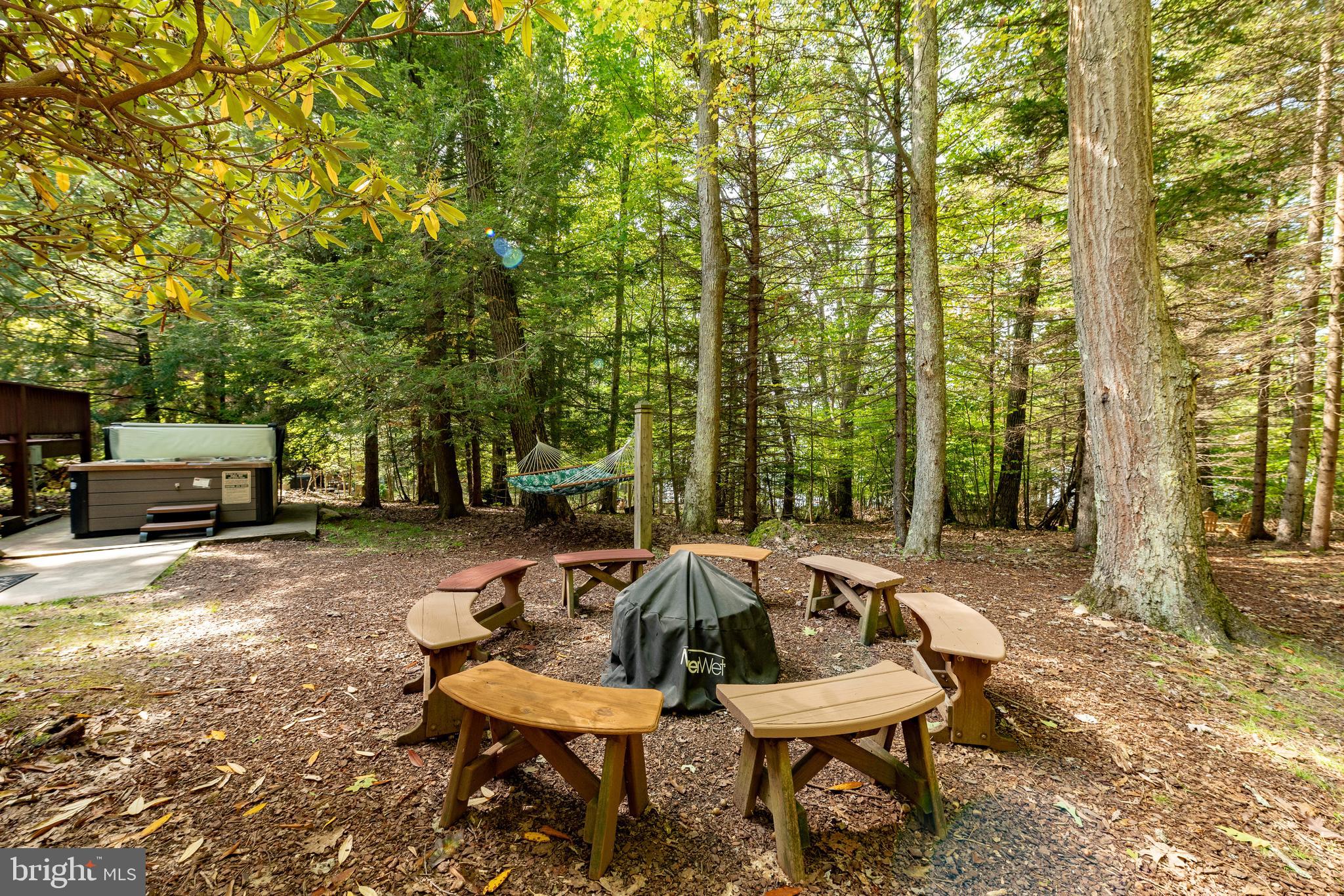 LAKE SHORE DRIVE - Residential