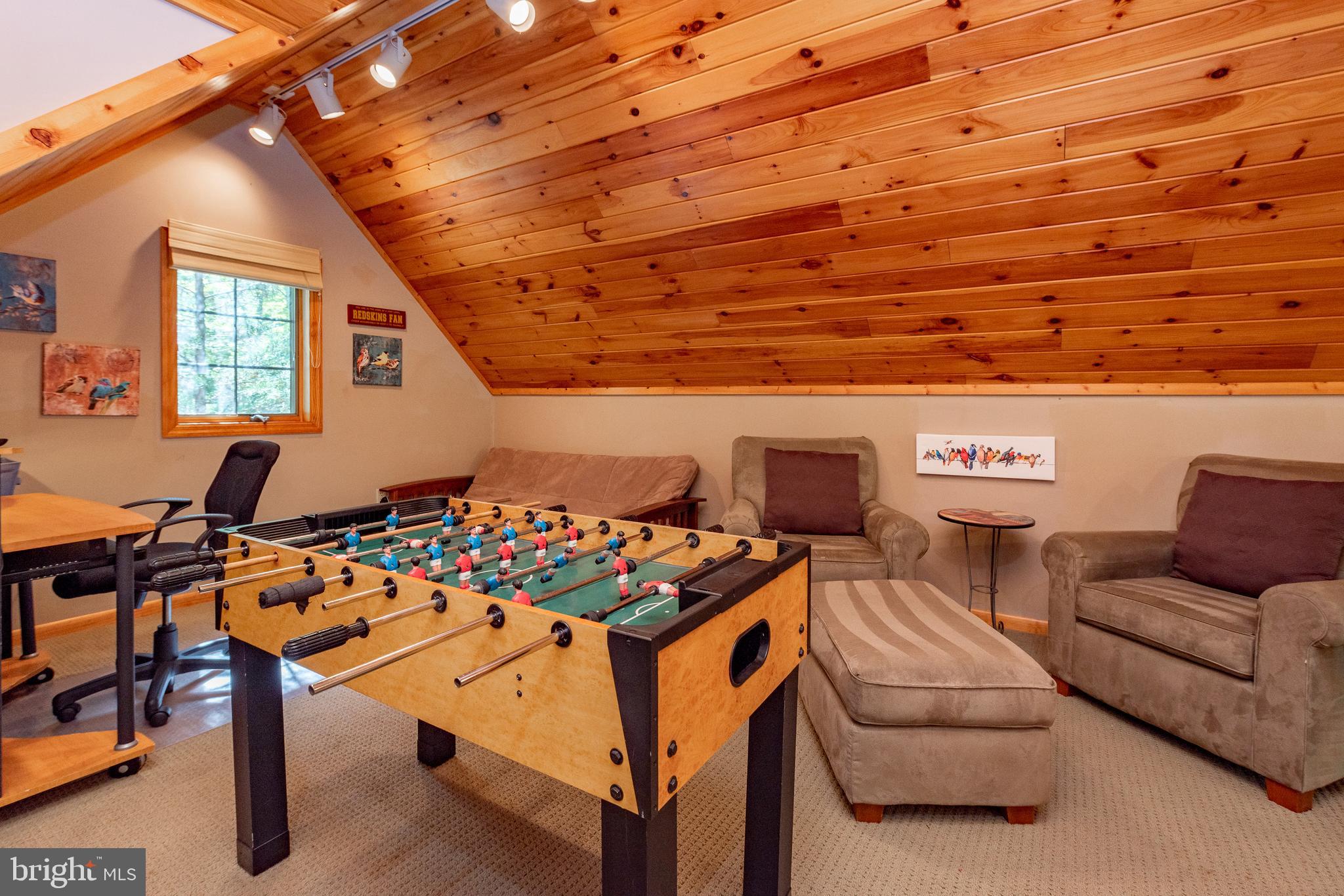 LAKE SHORE DRIVE - Residential