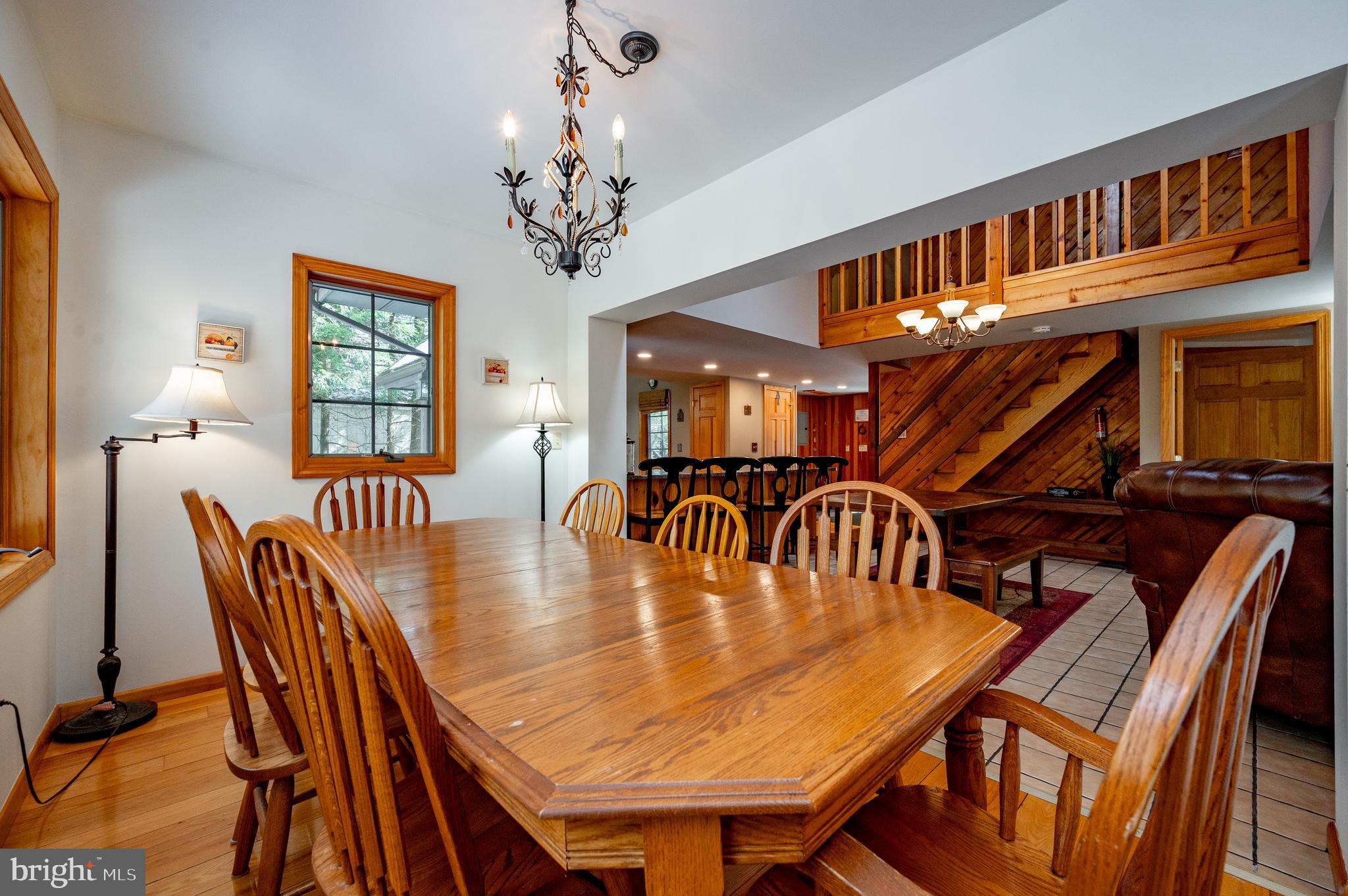 LAKE SHORE DRIVE - Residential