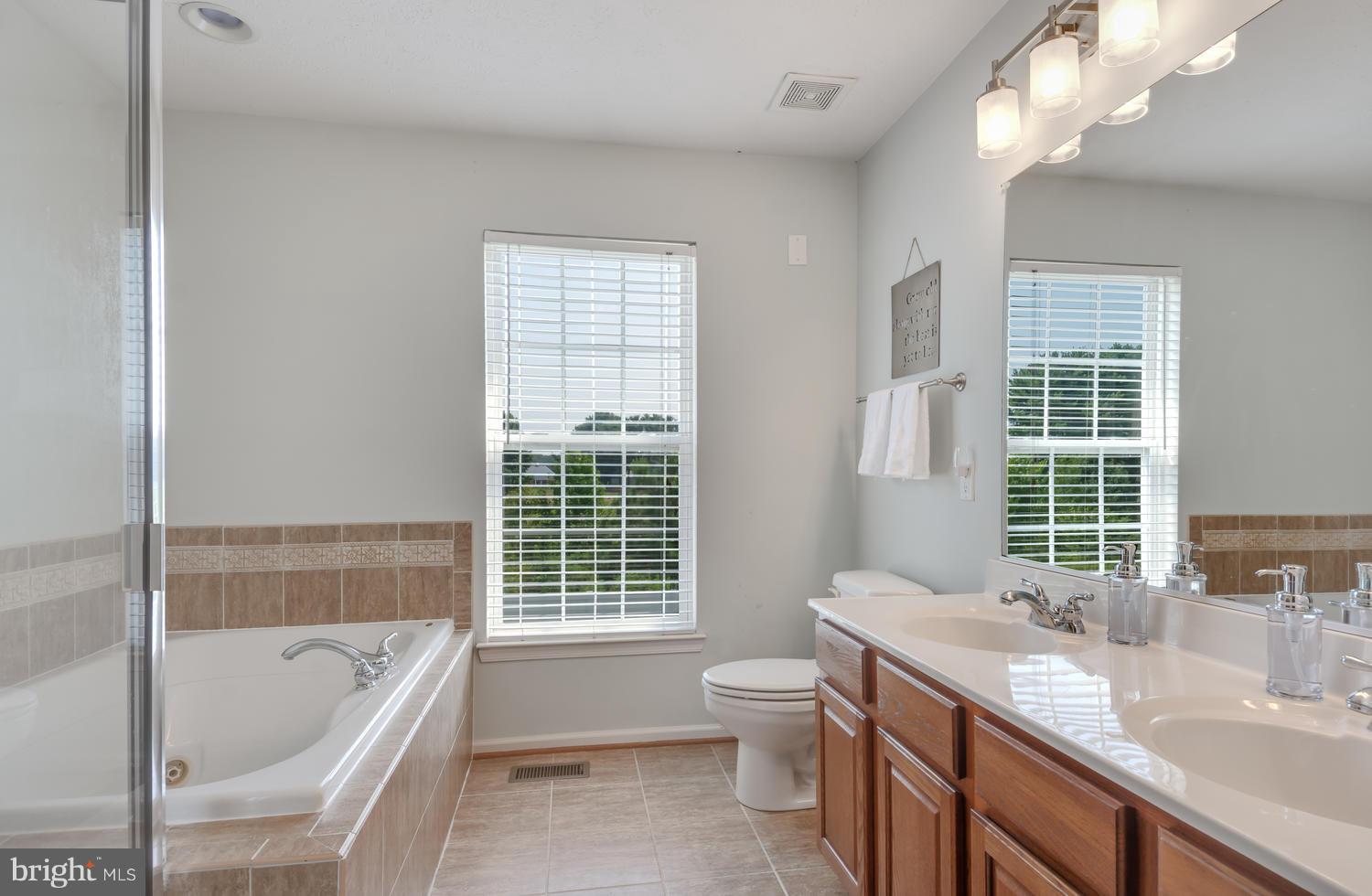 CATTAIL COMMONS - Residential