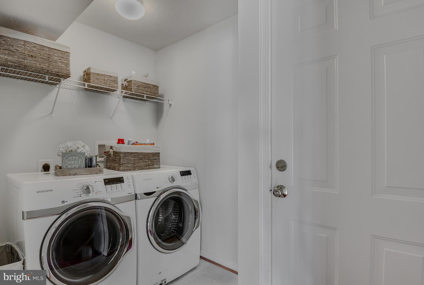 CATTAIL COMMONS - Residential