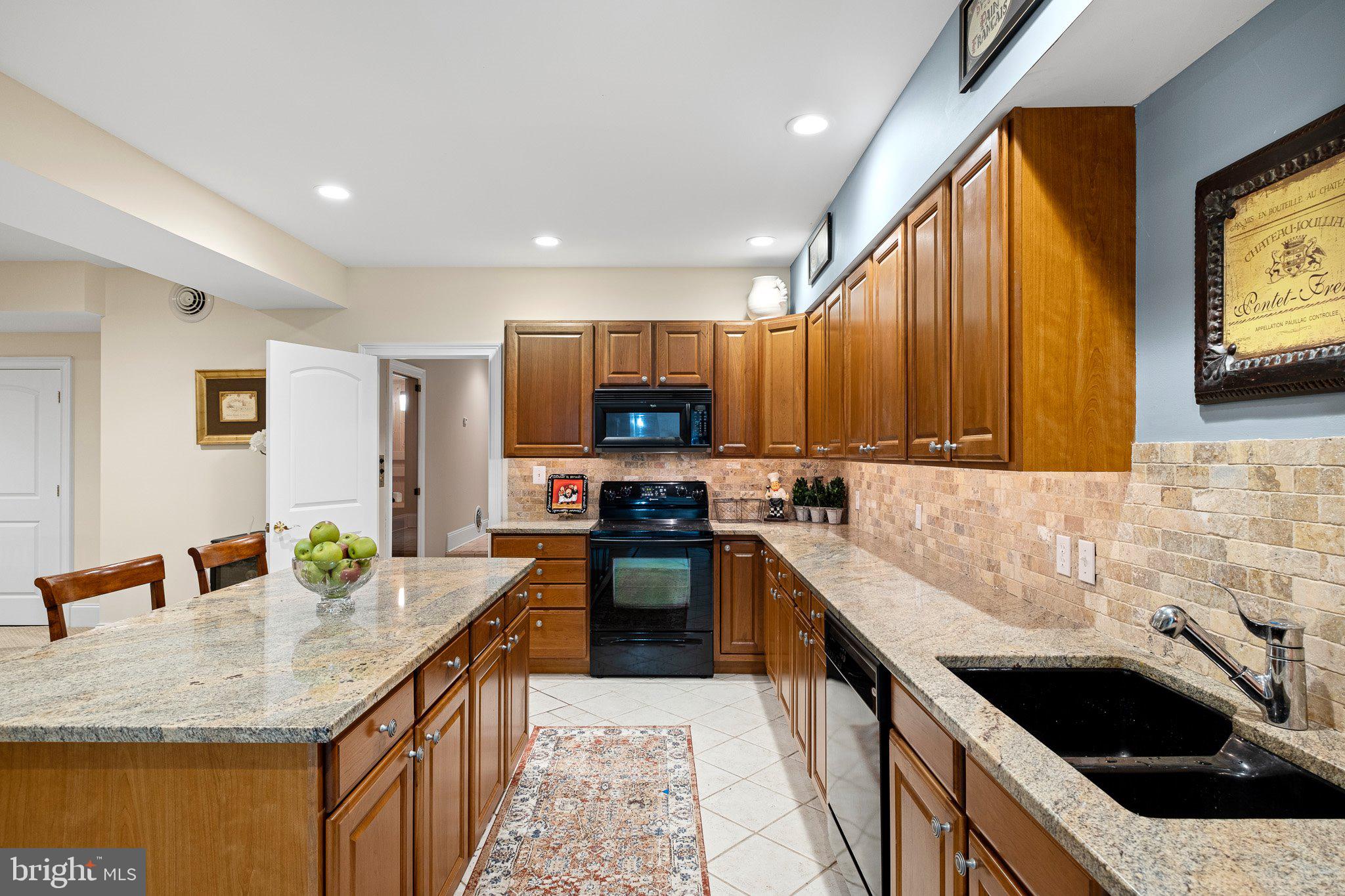 GLENMOORE WOODS - Residential