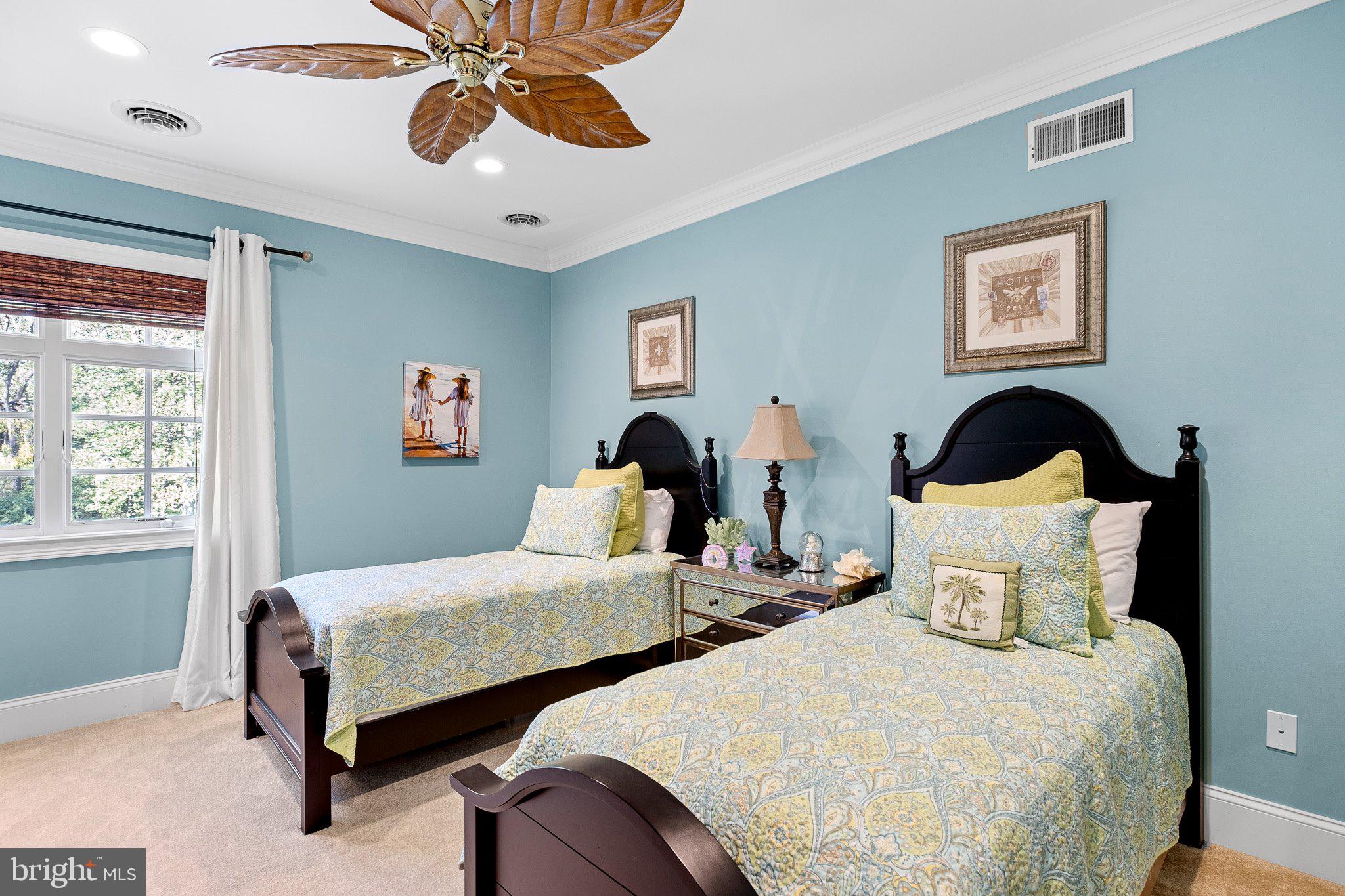 GLENMOORE WOODS - Residential