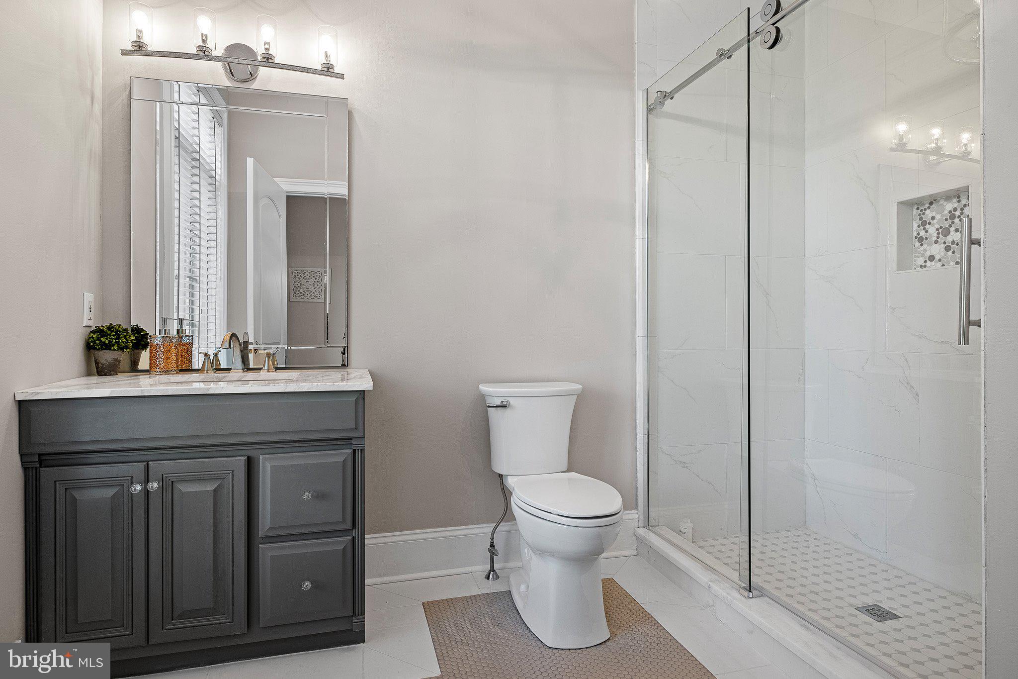 GLENMOORE WOODS - Residential