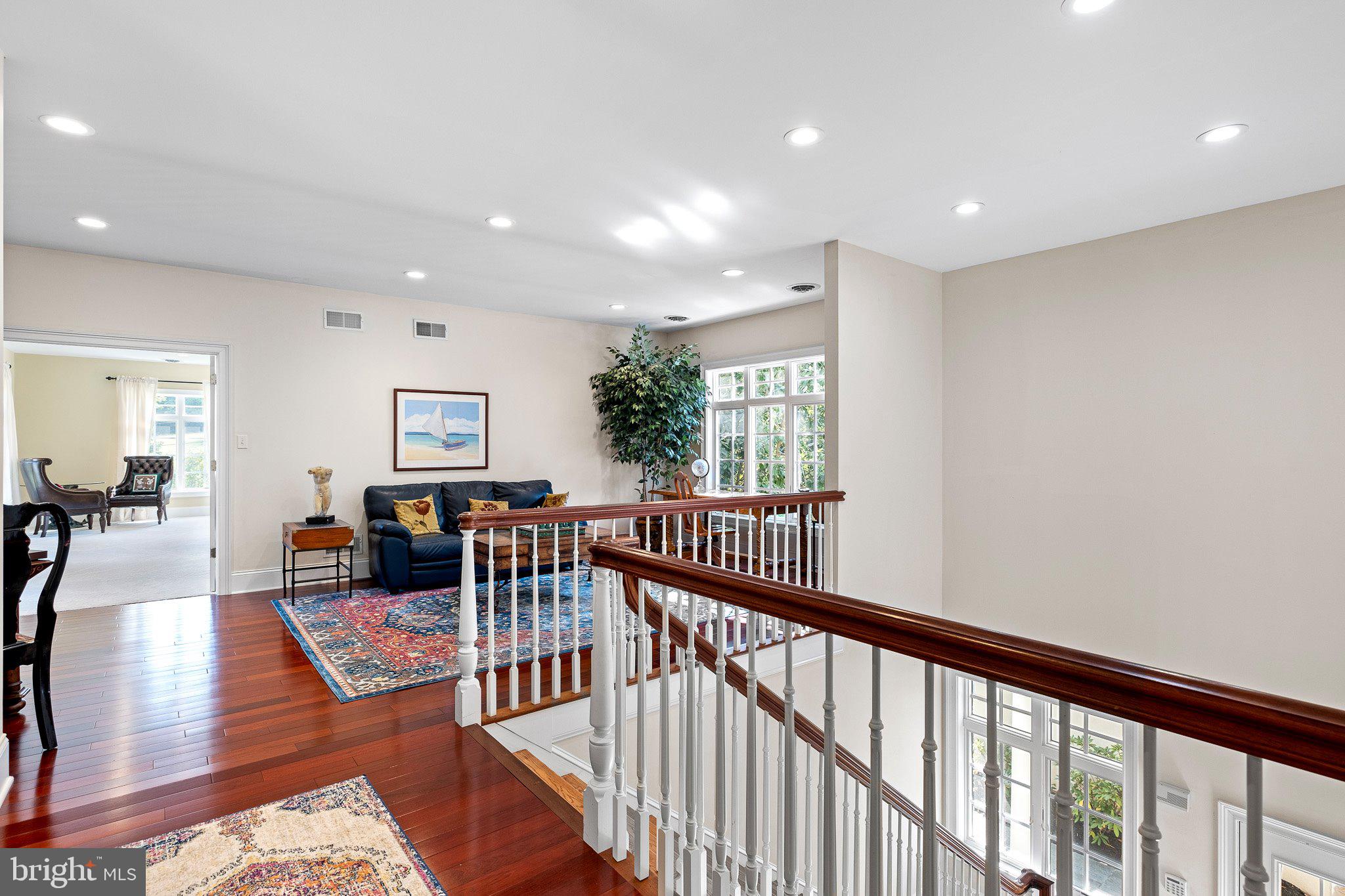 GLENMOORE WOODS - Residential