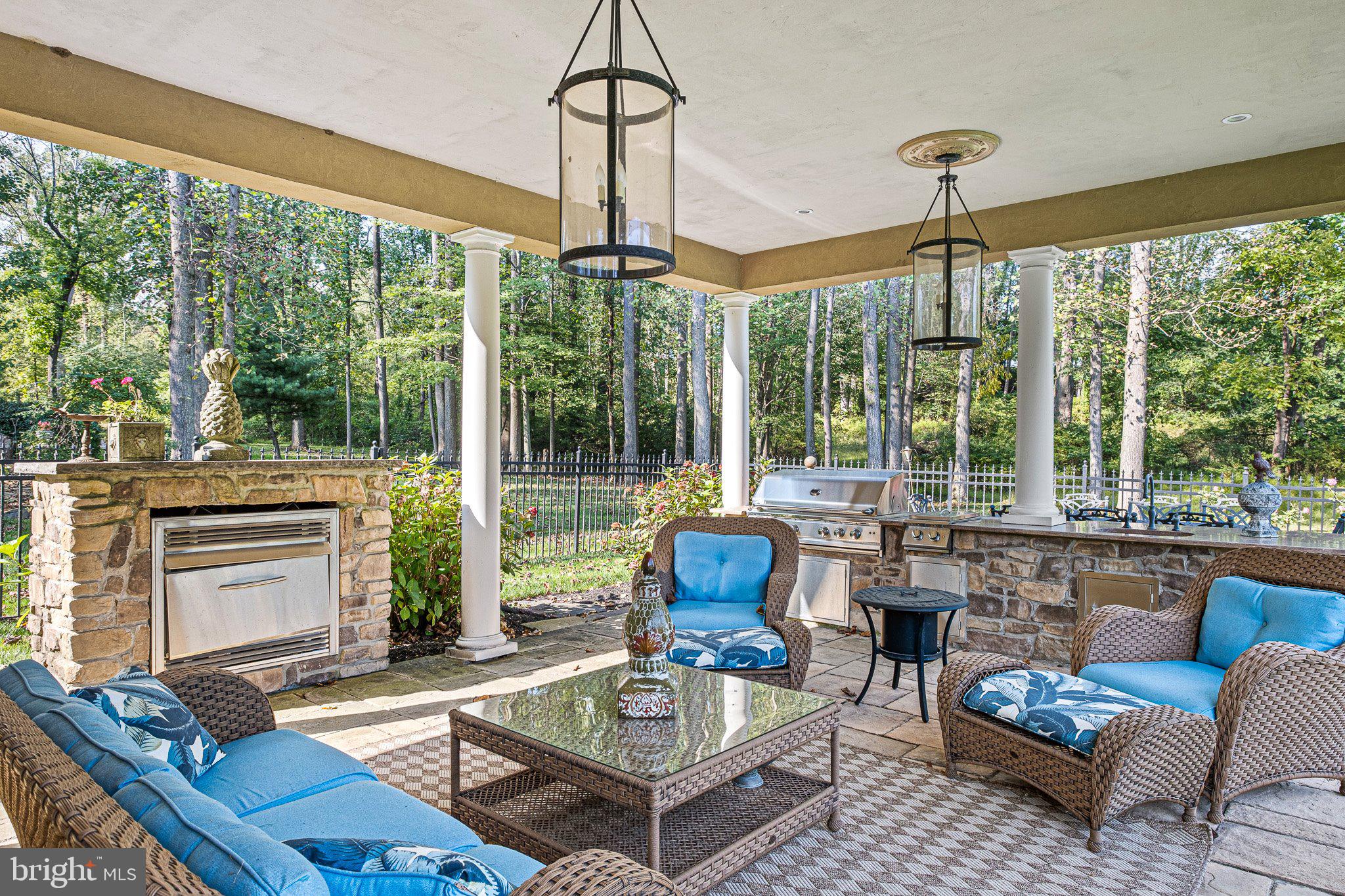 GLENMOORE WOODS - Residential